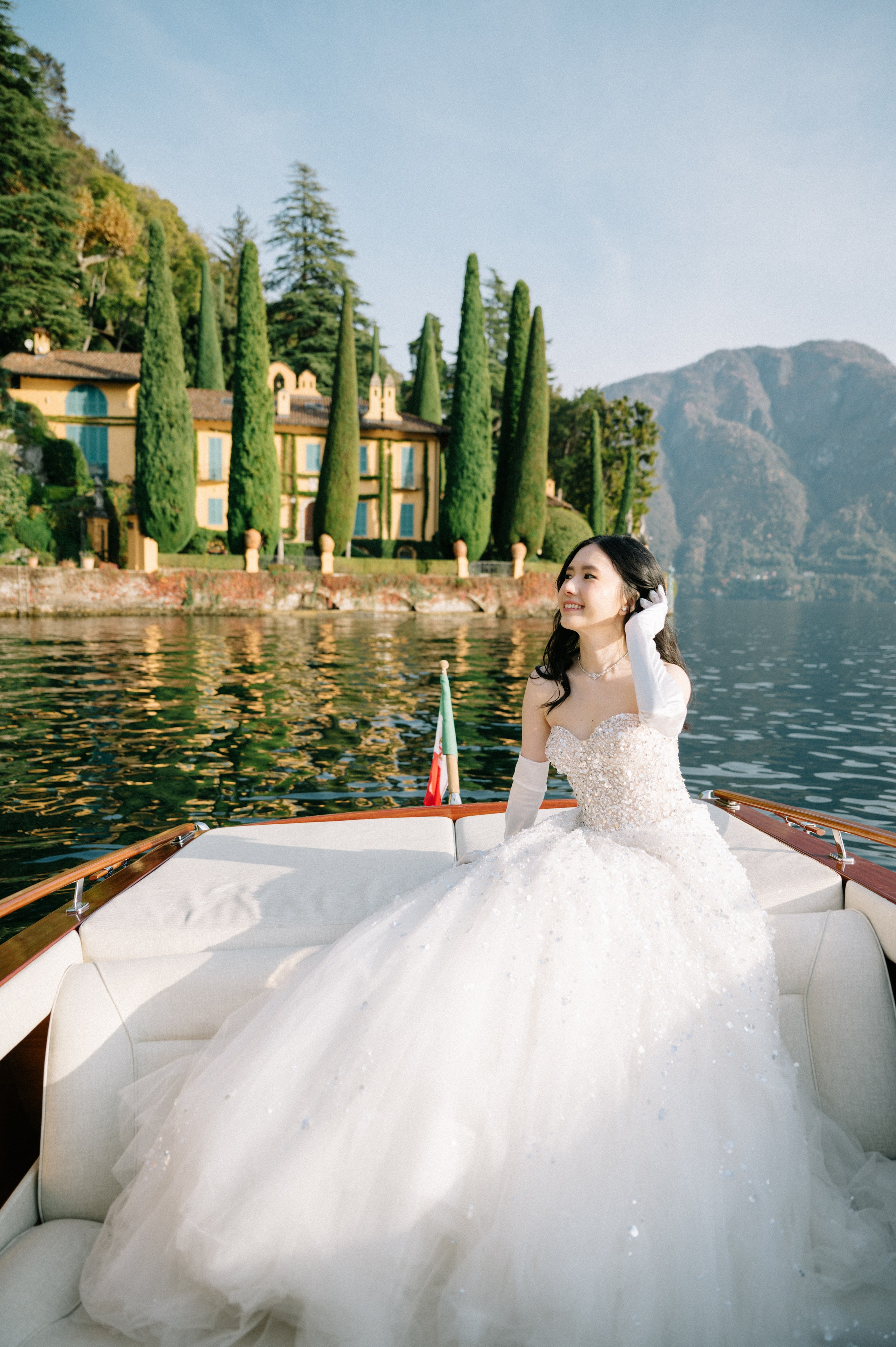Lake Como. Lake Como Photographer — Proposal | Wedding | Elopement