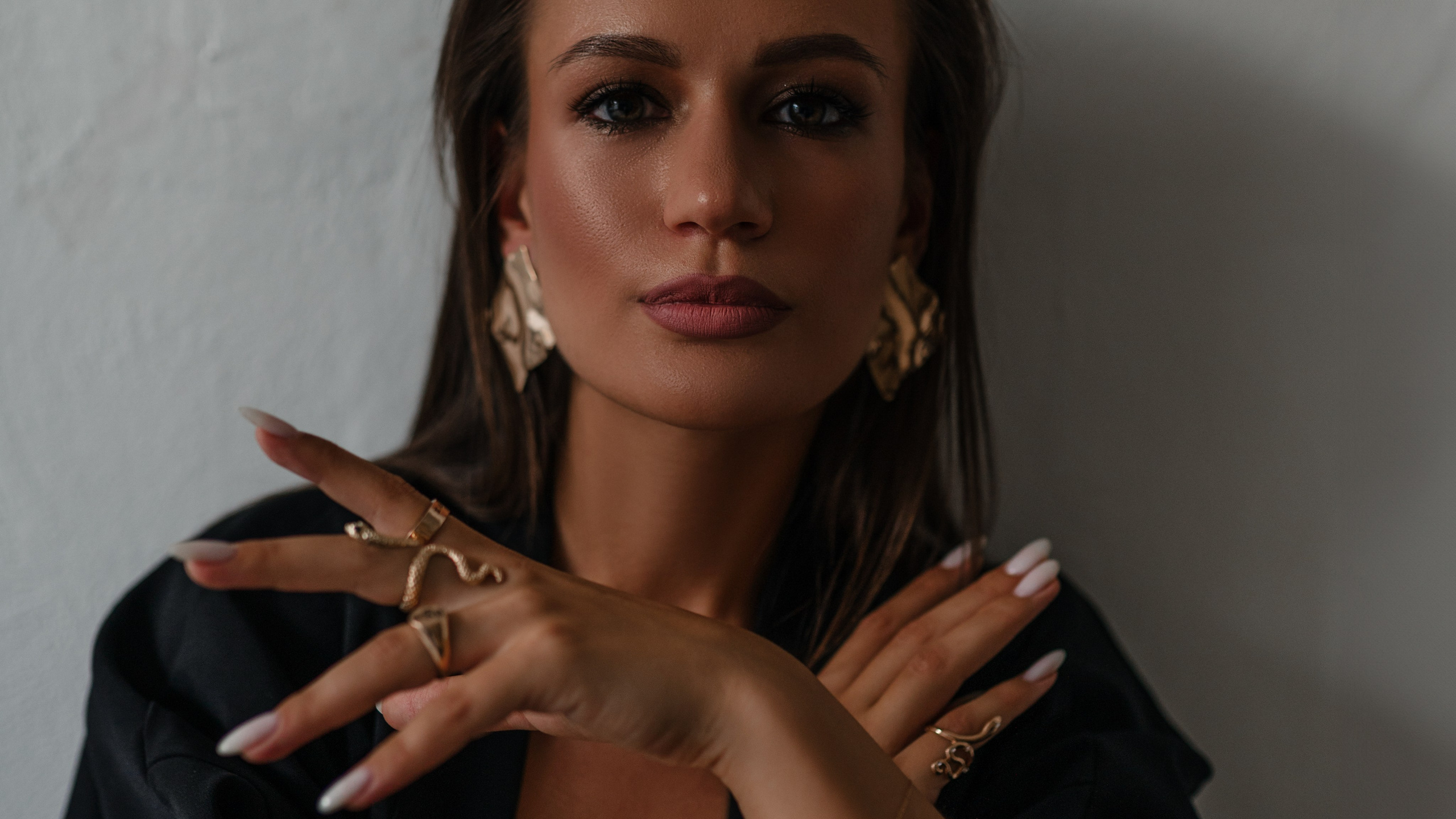 Mila. ANNA-MARIA PHOTO CONTENT CREATOR — fotograf, estét, umělec a vizuální expert na Instagram v Praze