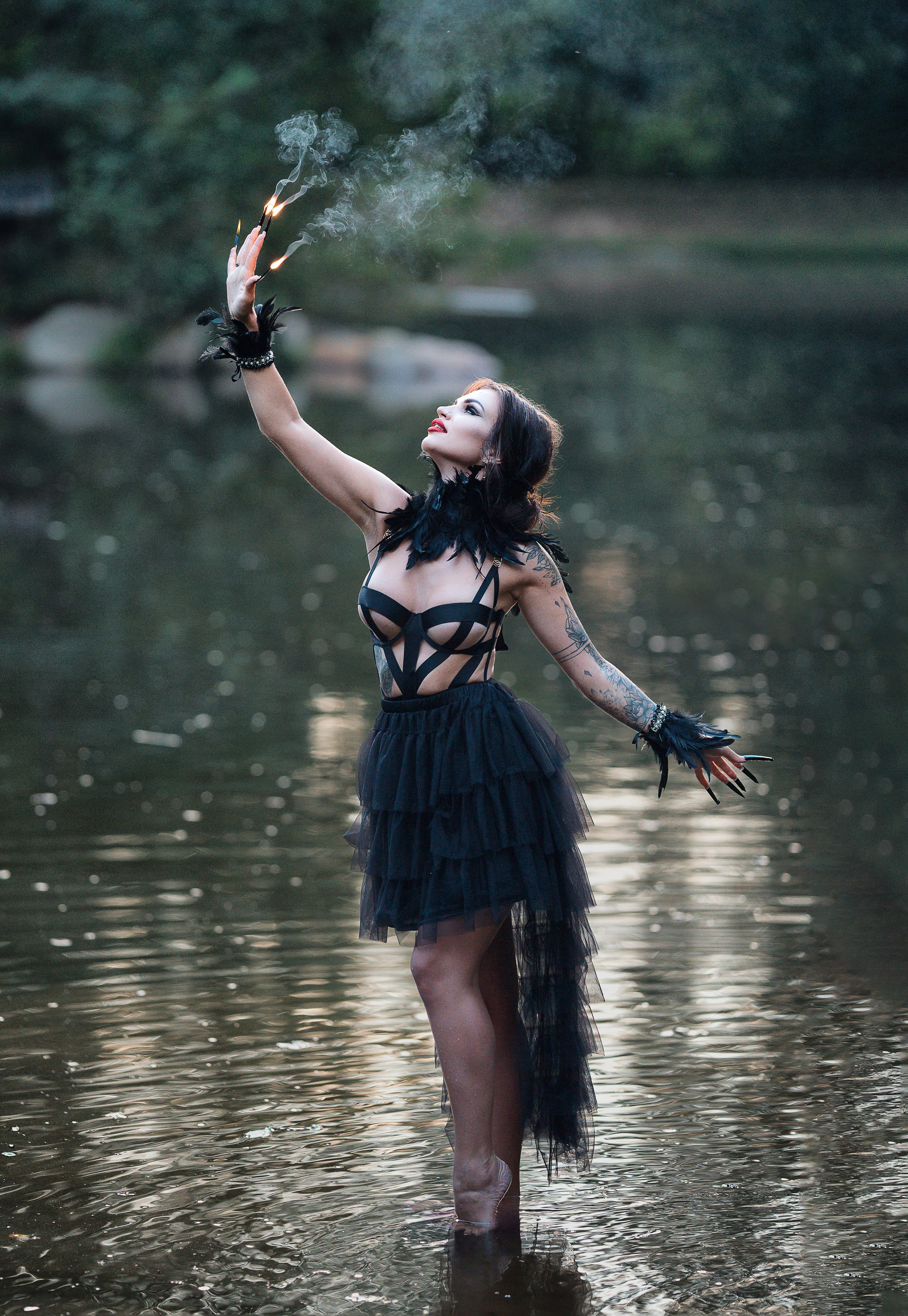 Witch at the lake. Family, Lifestyle and Portrait photograher in Trier, Germany