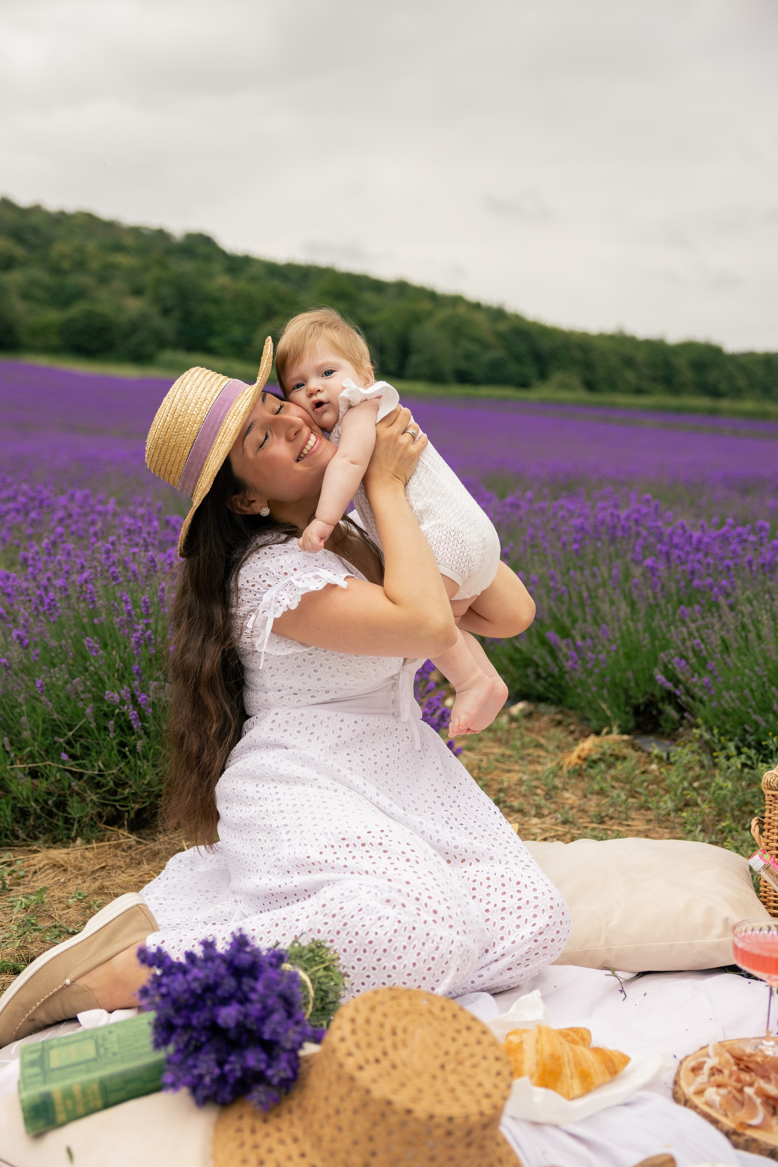 Lavender Picnics. PHOTOGRAPHER IN LONDON