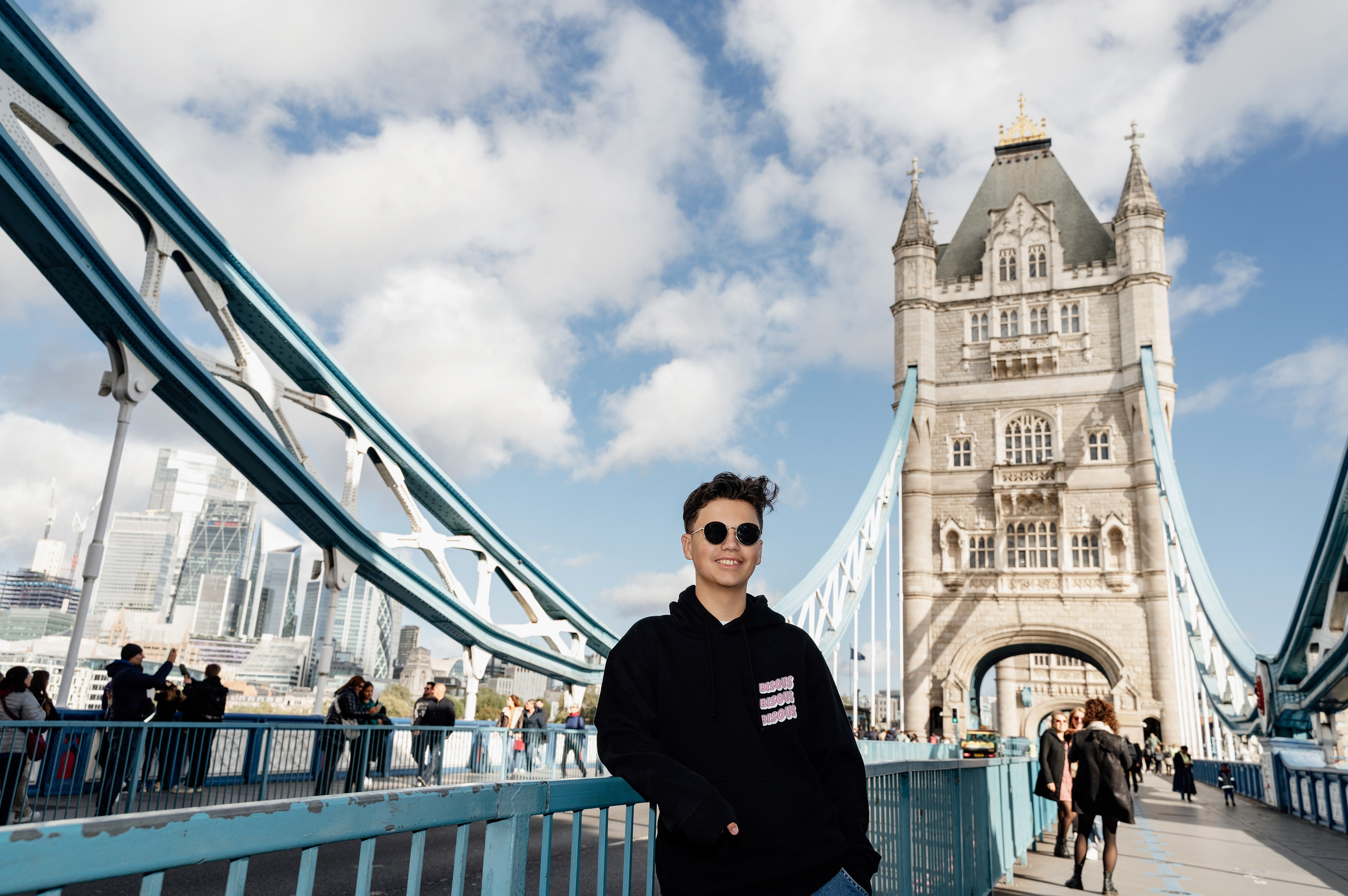 Tower Bridge+Westminster Carmela with son. FAMILY AND WEDDING PHOTOGRAPHER IN LONDON MARINA RIVA