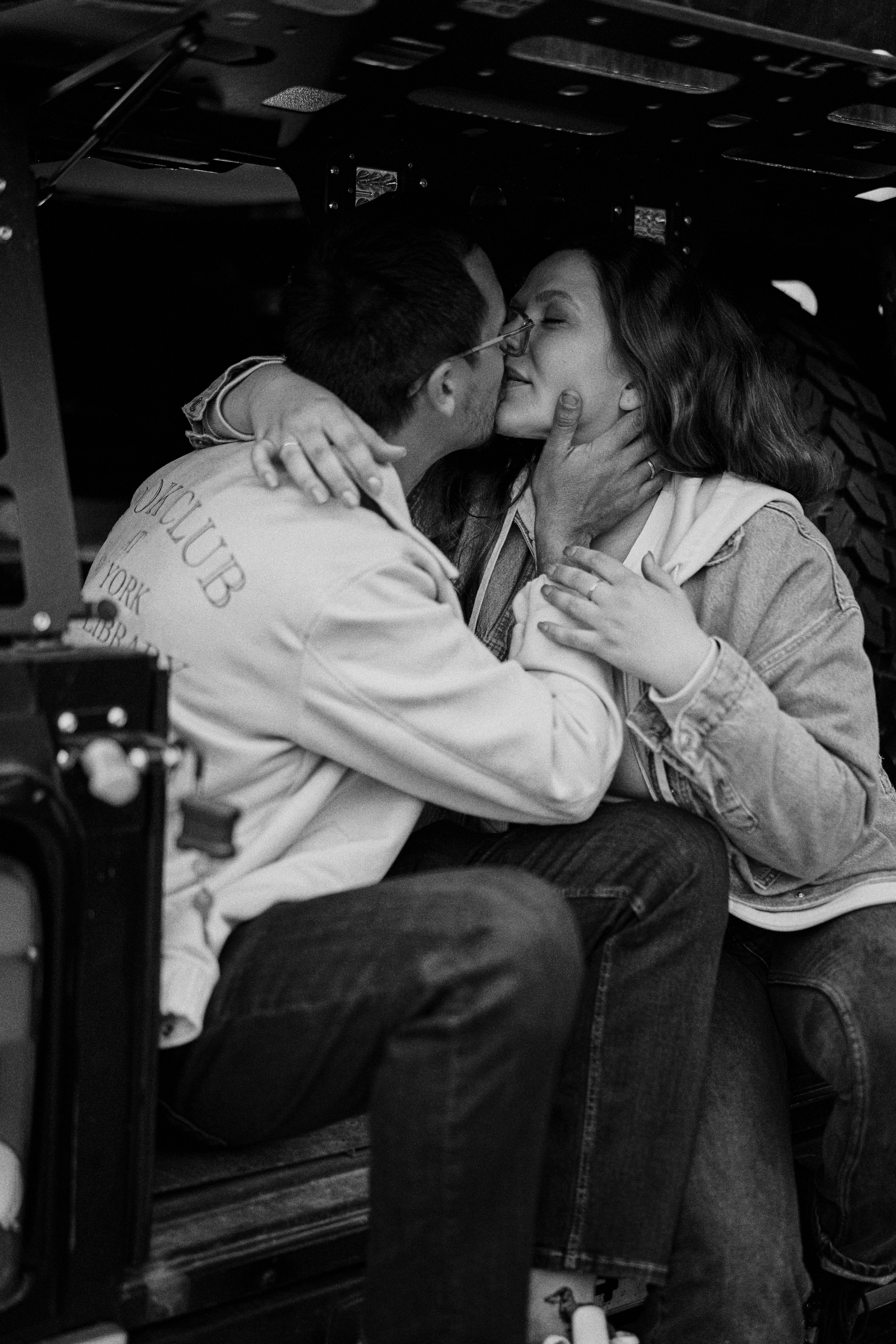 Луис и Лена. Машина. Фотограф в Барселоне Жанна Захарченко