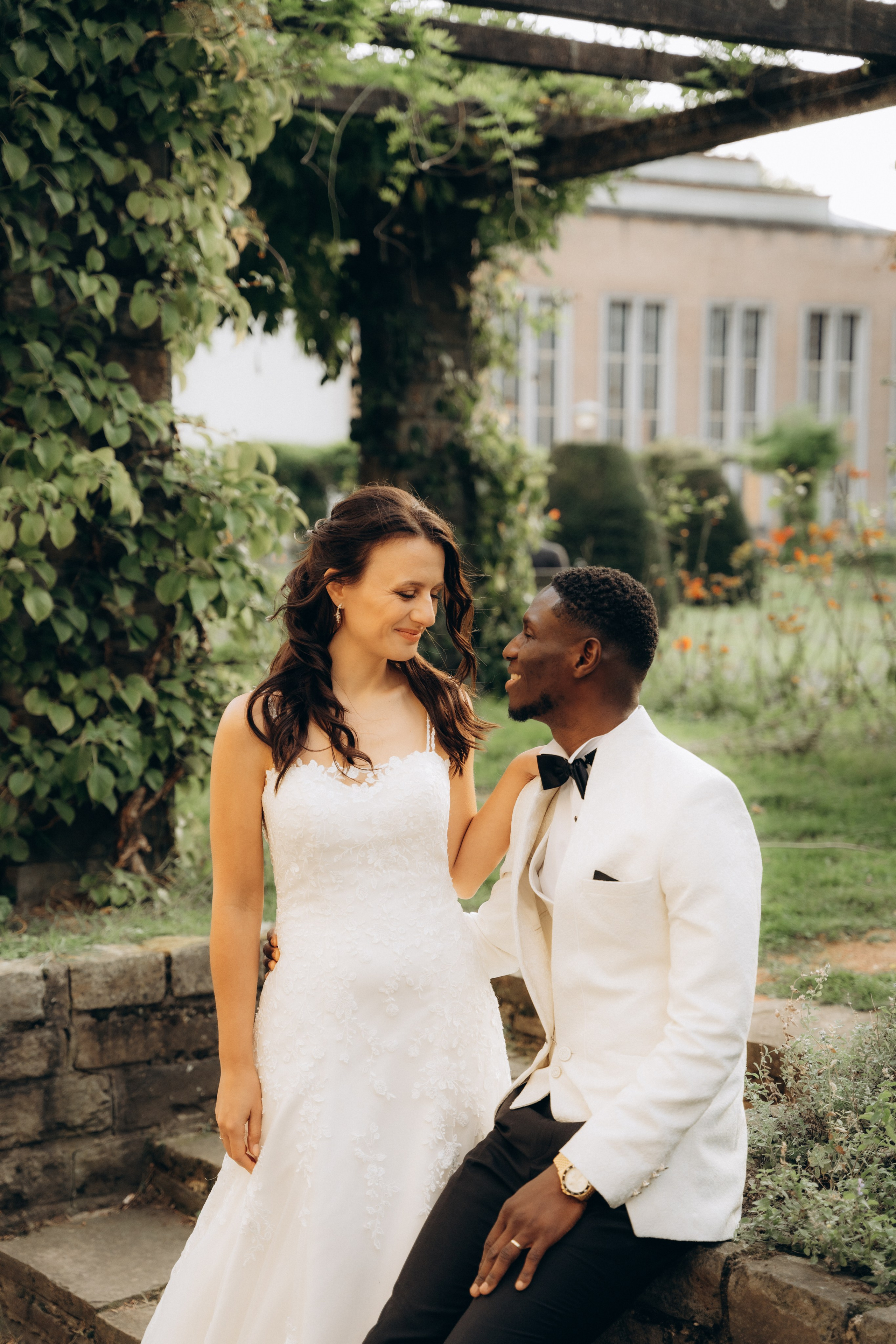 Anisa & Yannick huwelijk in Gent. Little Birdie – Jouw familie- en huwelijksfotograaf in België en daarbuiten