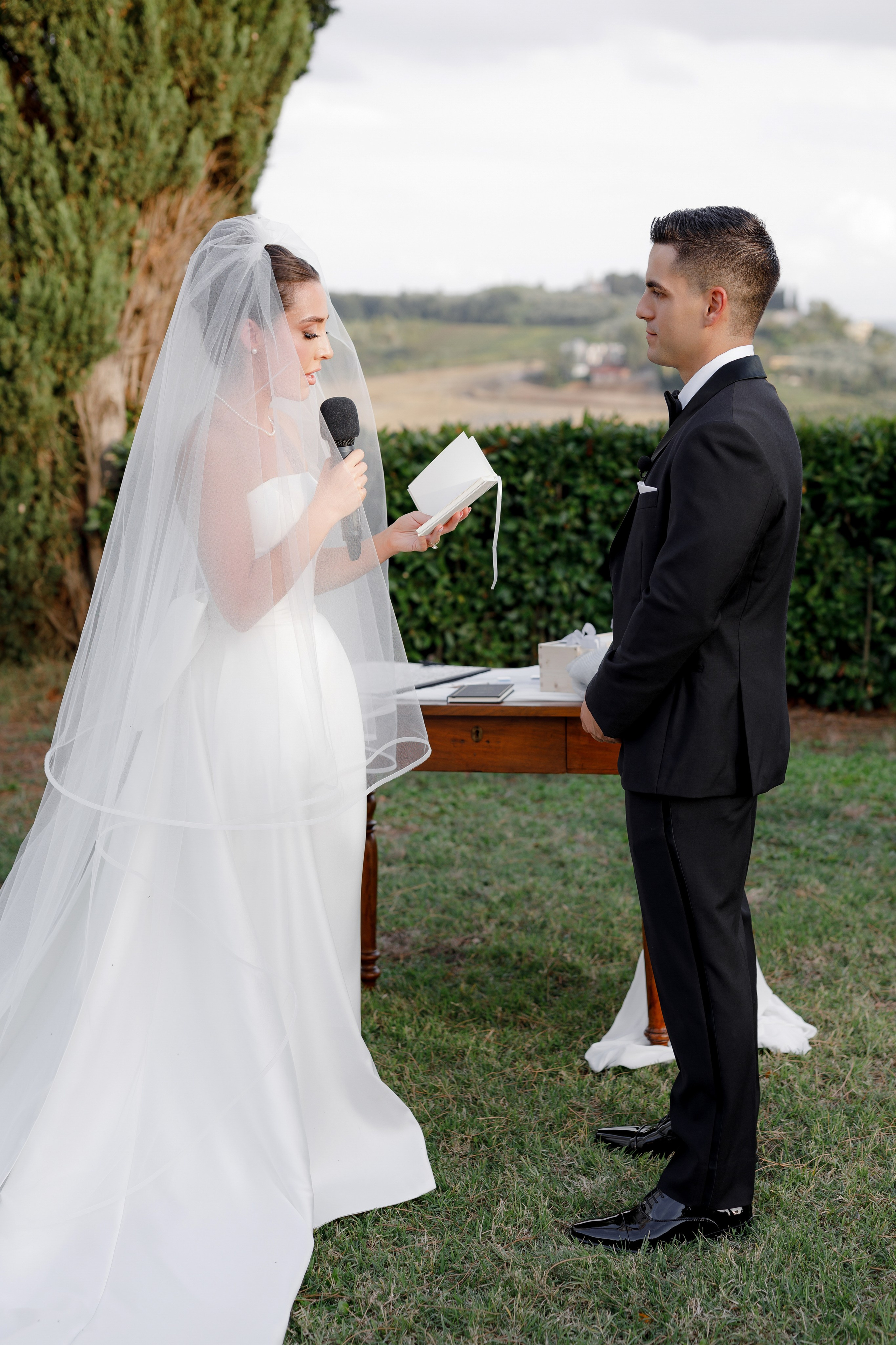 Dom&Ally. Wedding photographer Italy