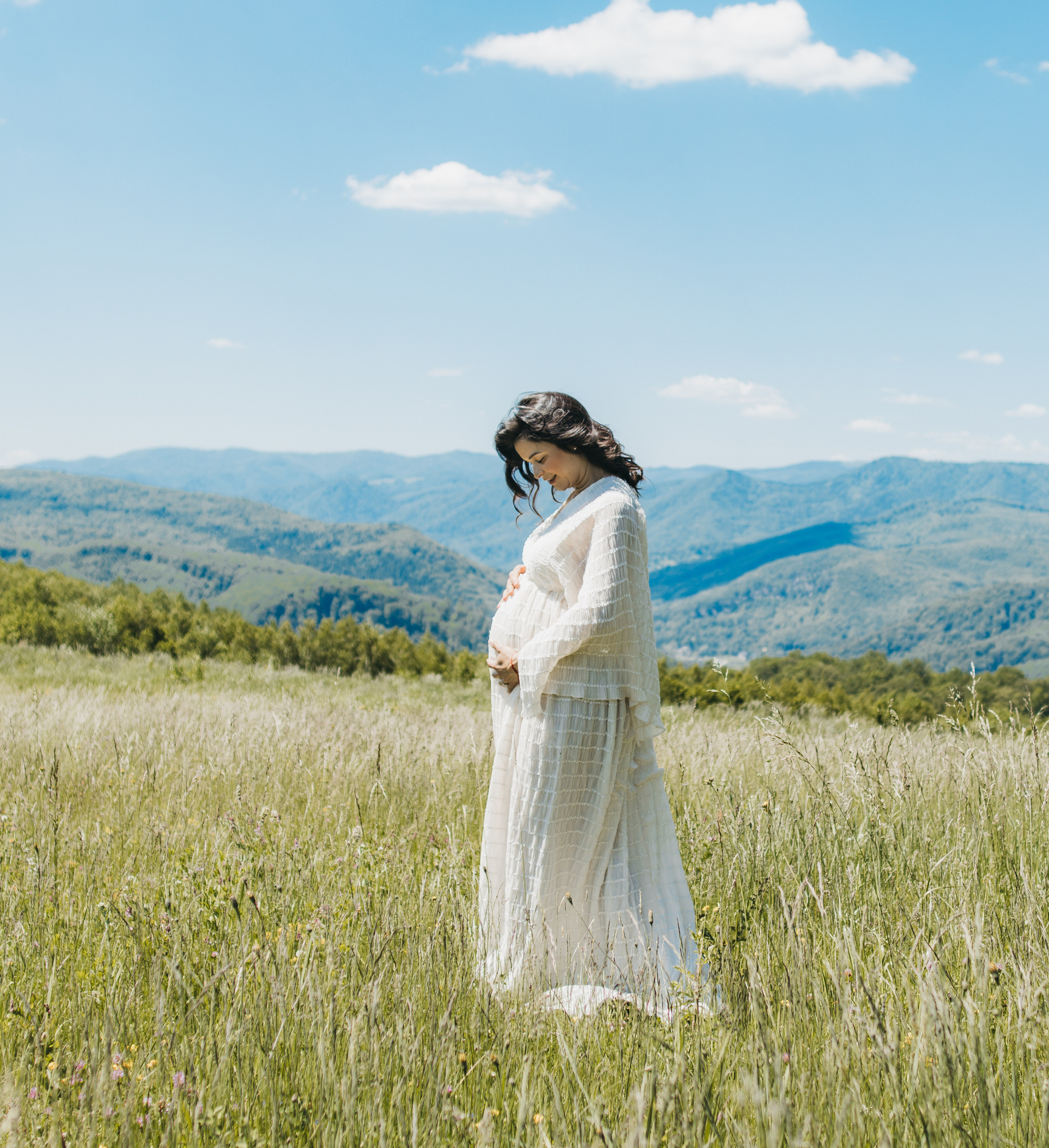 Aniela Petreanu. Alutza Visuals