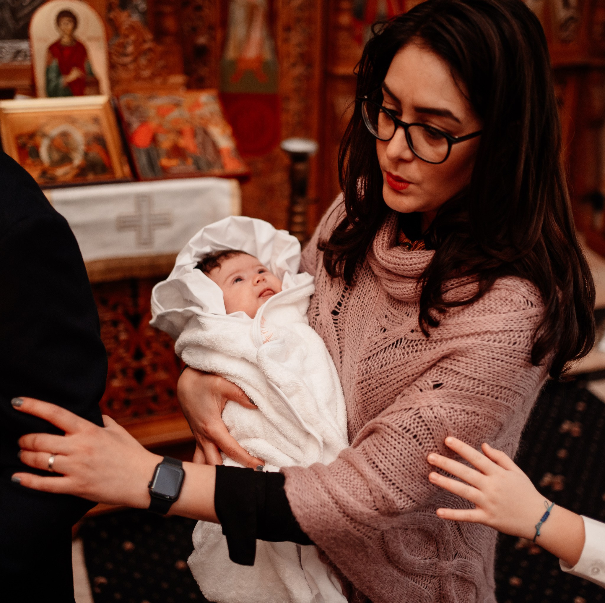 Fotograf de Botez în București- Mihai Popa Fotograf. Fotograf Nuntă & Botez București - Mihai Popa | Dincolo de oameni, imortalizez emoții!