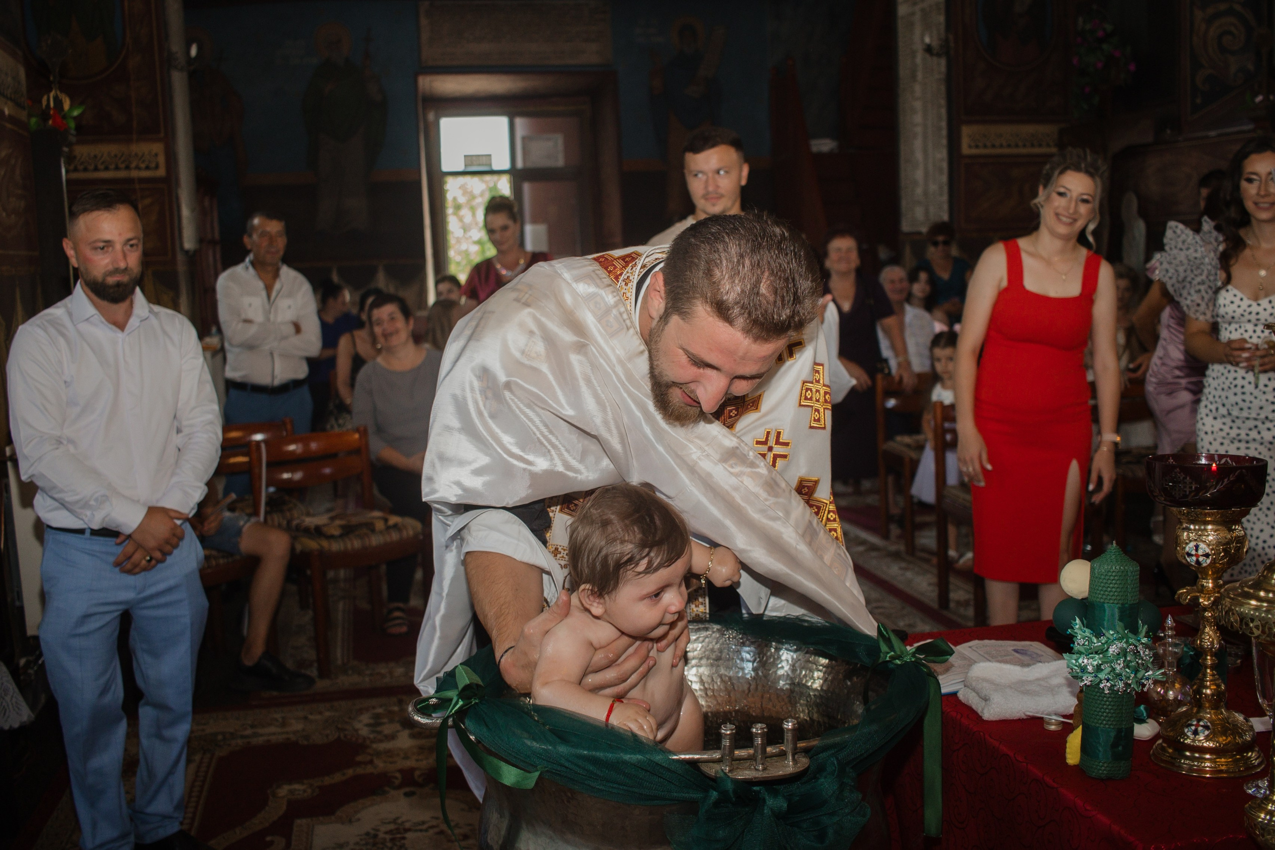 Louis Ionut. Fotograf si videograf — evenimente si studio