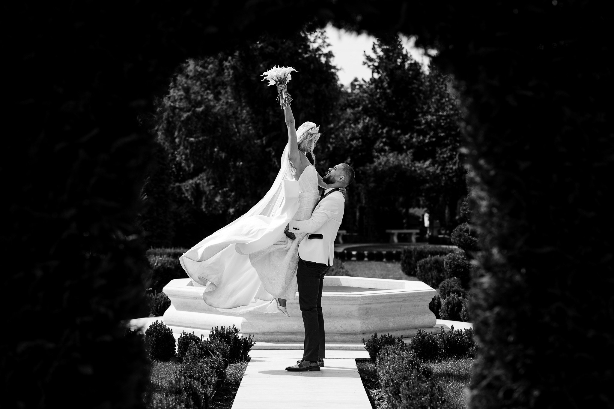Corina & Paul. Mugurel Olteanu Fotograf