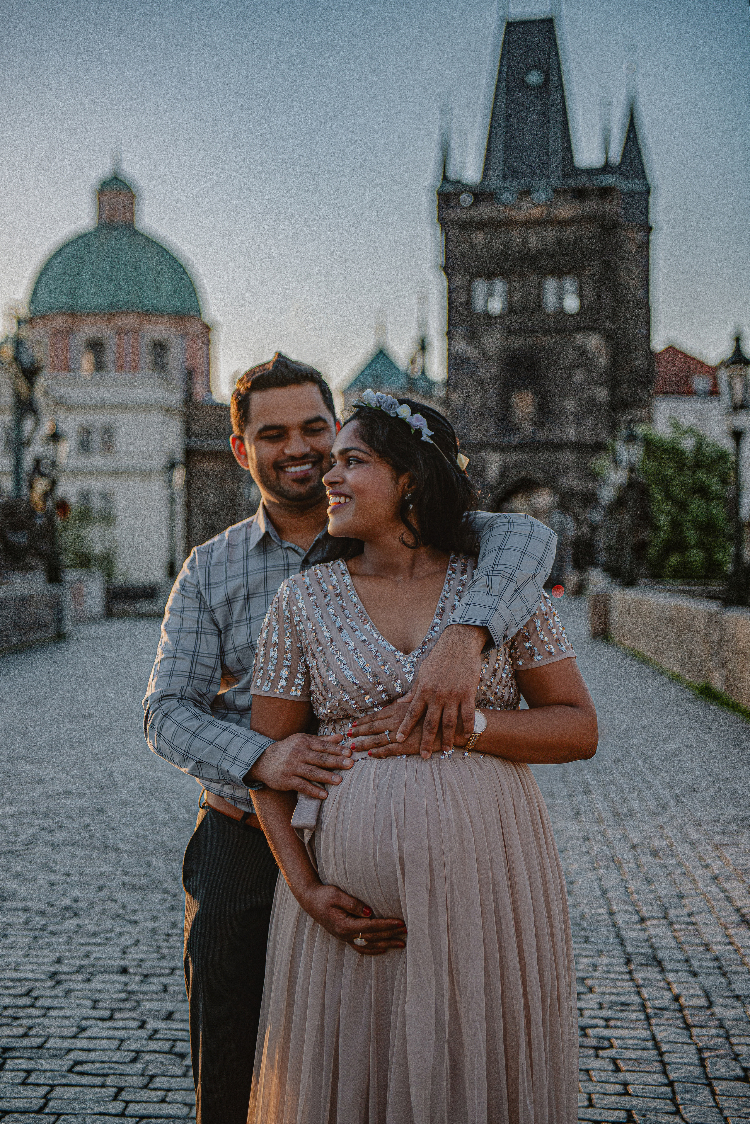 Těhotenské focení. Profesionální fotografka v Praze Anastasia Haritonova