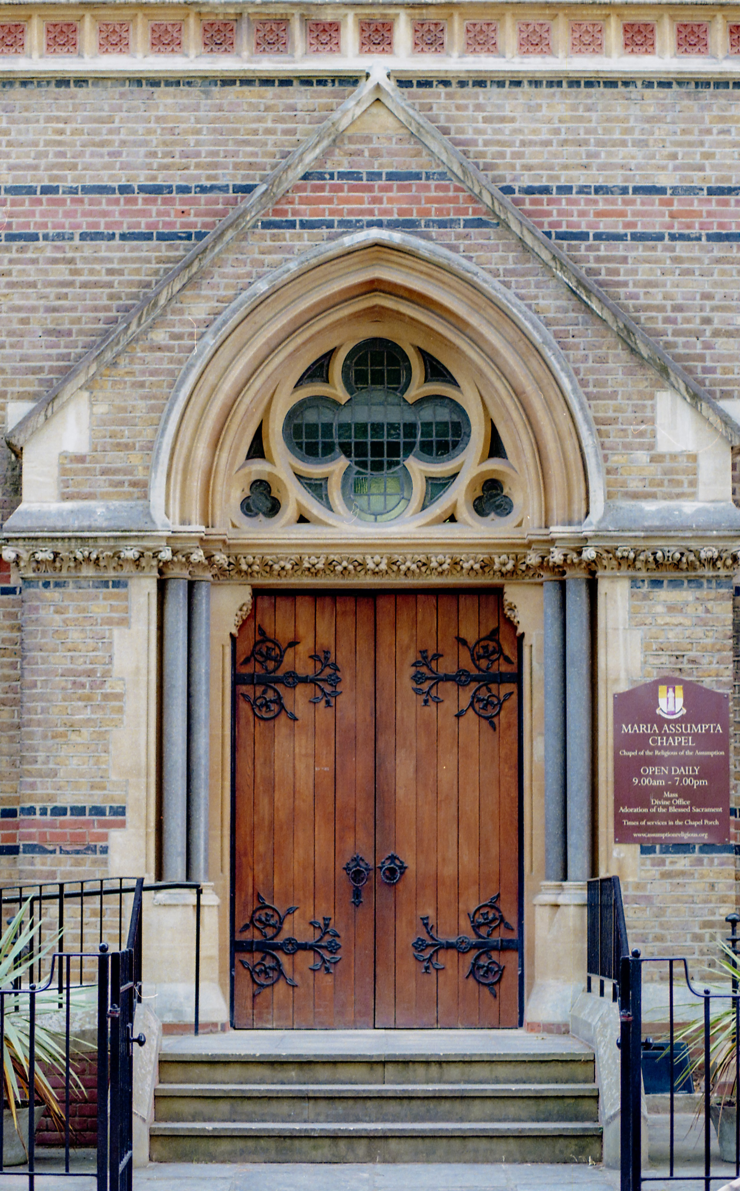 Elegant Wedding Photo Gallery. Timeless Wedding & Event Photography — based London, working across Europe