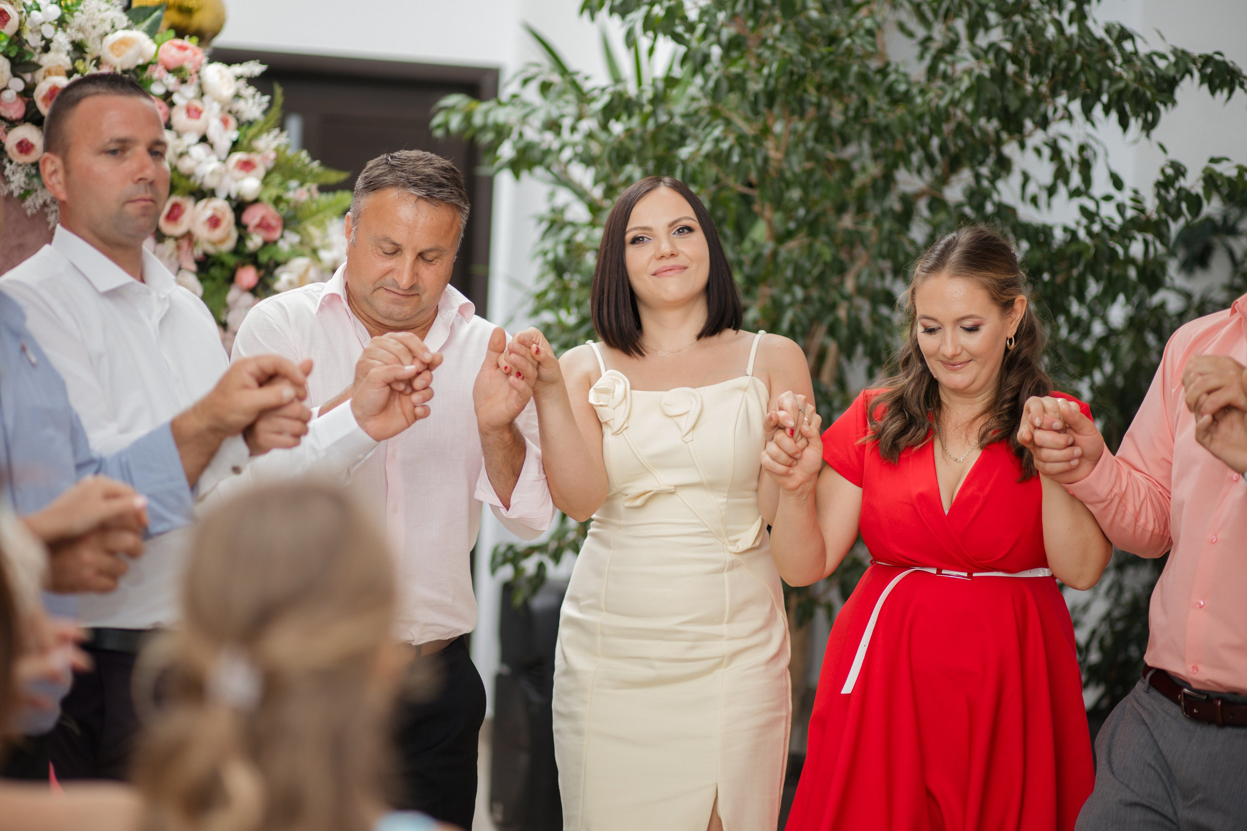 Anastasia. Fotograf si videograf — evenimente si studio