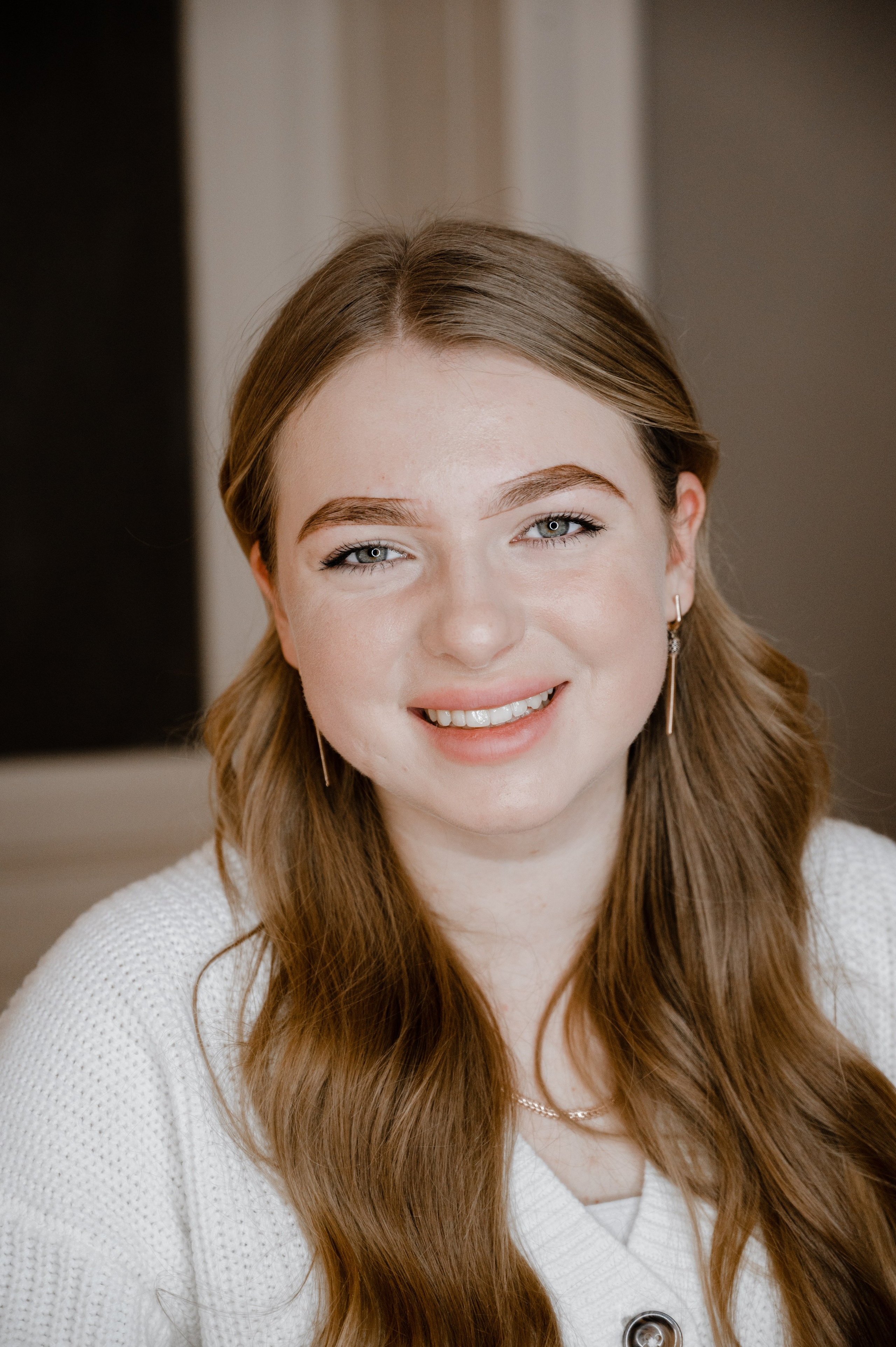 Astudio beauty studio in Prague. ANNA-MARIA PHOTO CONTENT CREATOR — photographer, aesthete, artist, and visual expert for Instagram in Prague