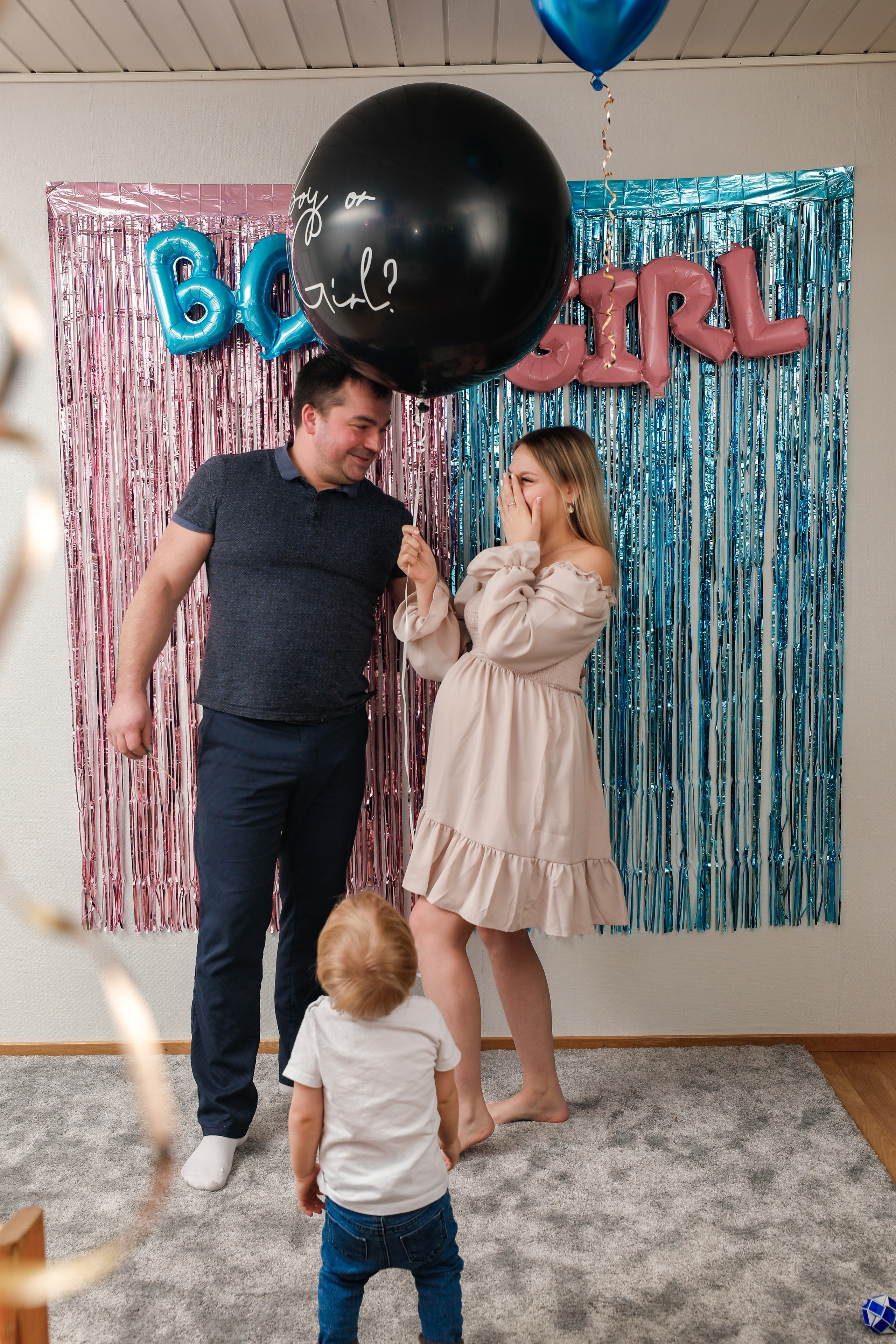 Boy or Girl?!. Ekaterina Mansur, muotokuvafotografi Suomessa (Helsingissä ja Uudellam