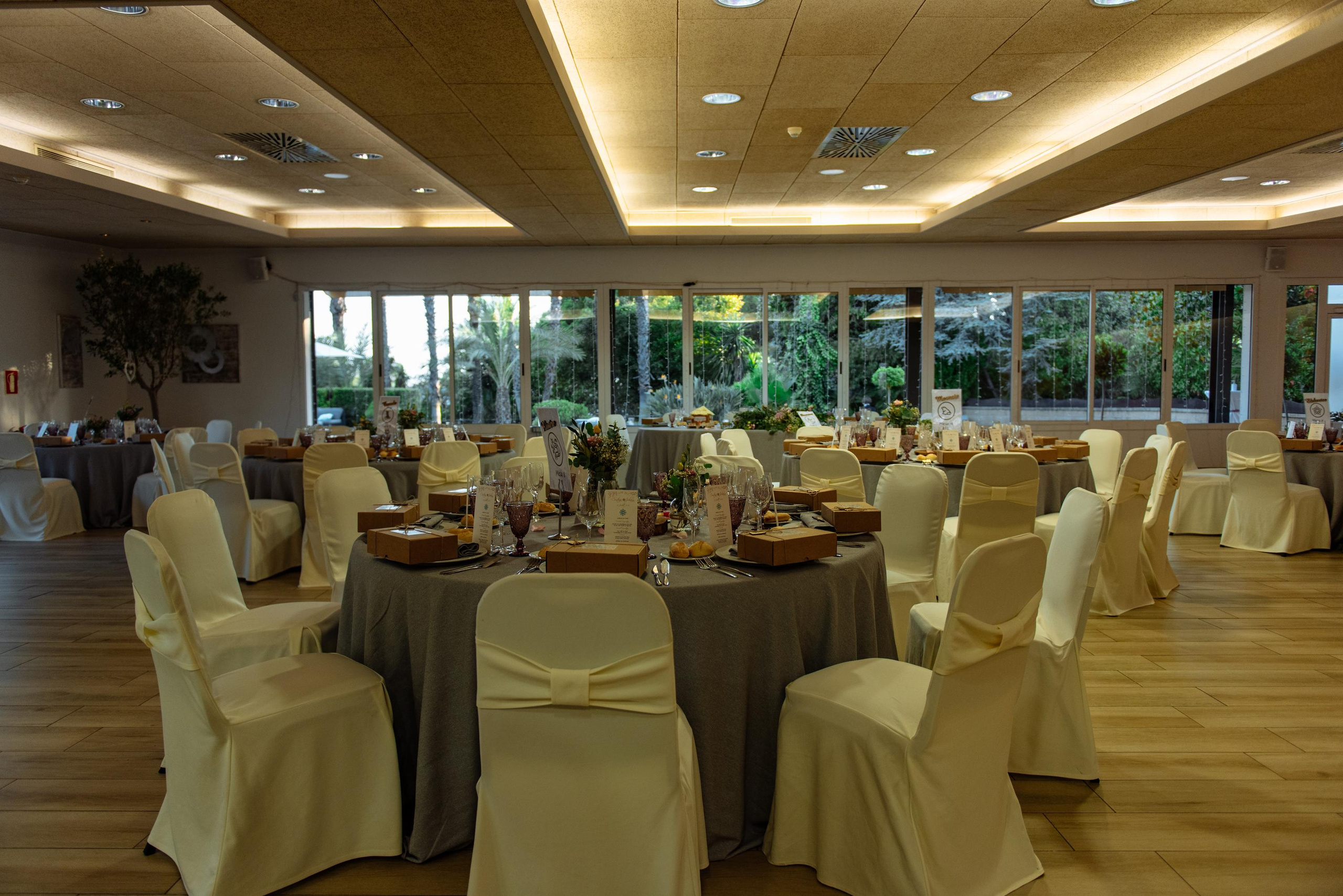 Cristina & Johann. Professional photography services in Barcelona by Ekaterina Gasanova