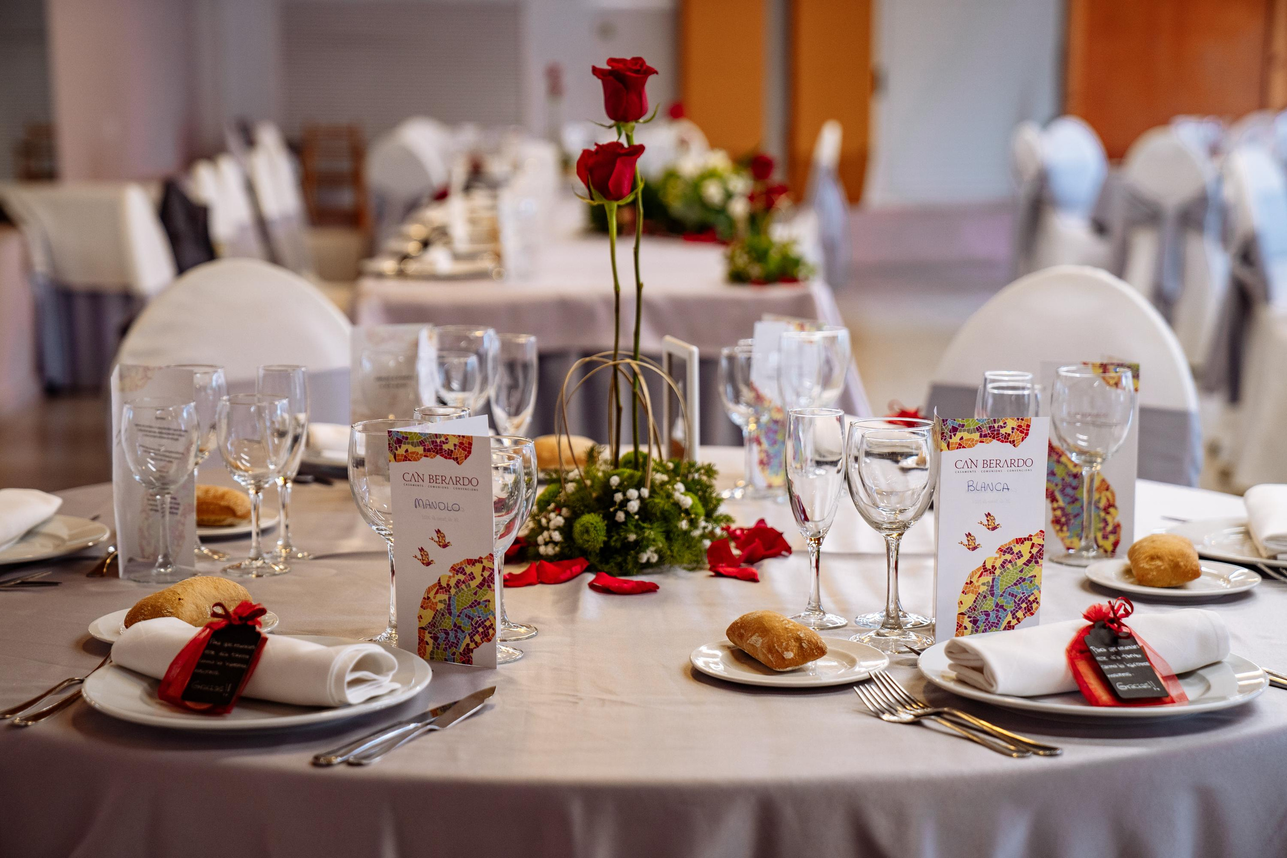 Sandra & Carlos. Professional photography services in Barcelona by Ekaterina Gasanova