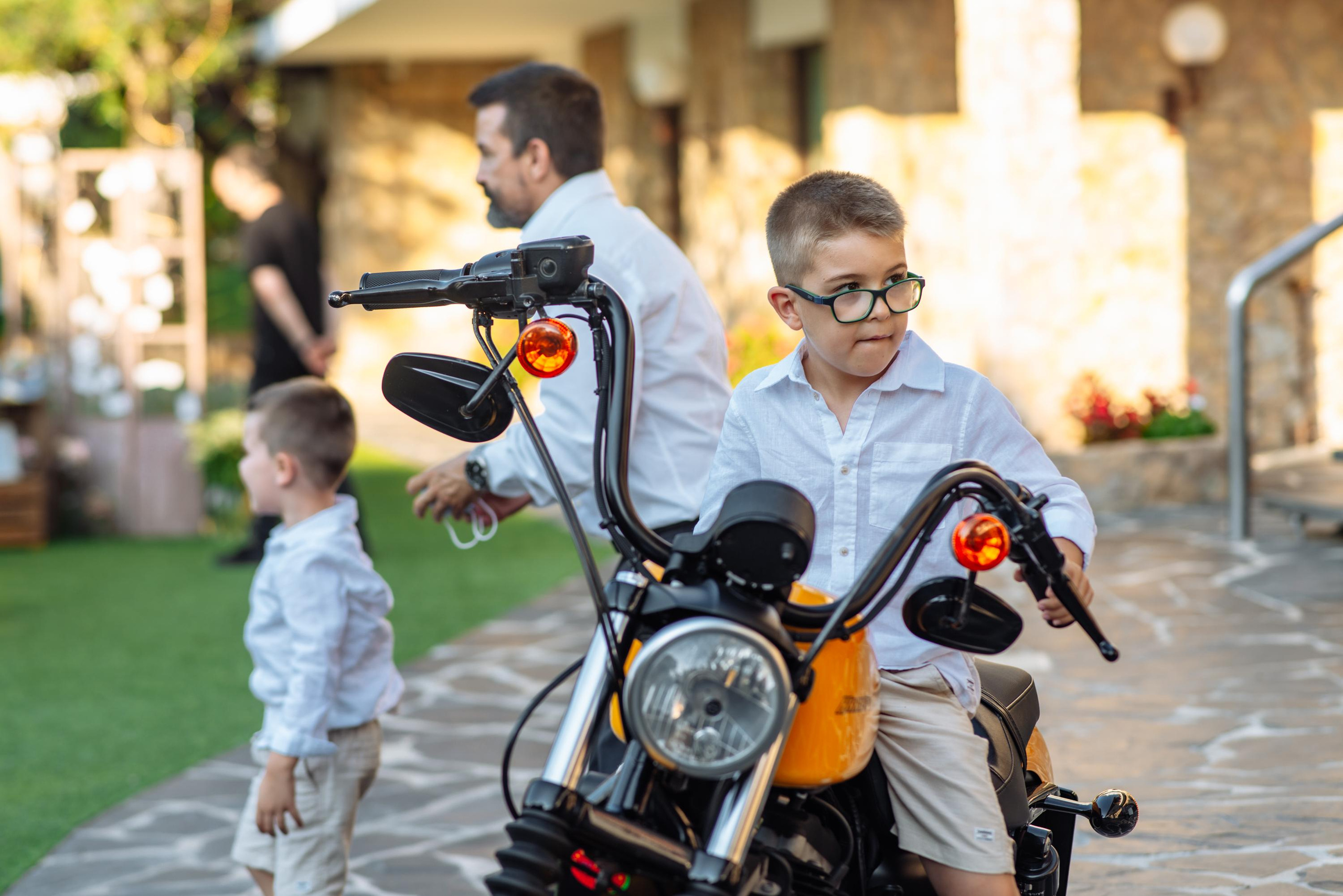 Gisela & David. Professional photography services in Barcelona by Ekaterina Gasanova