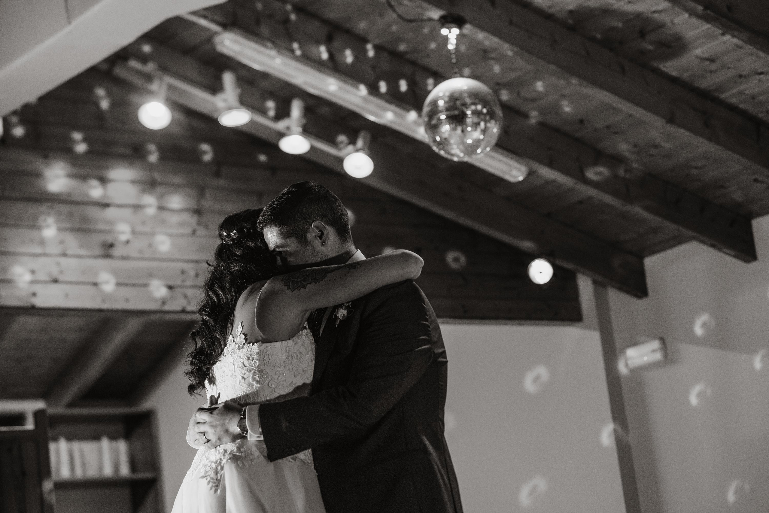 Sandra & Carlos. Professional photography services in Barcelona by Ekaterina Gasanova