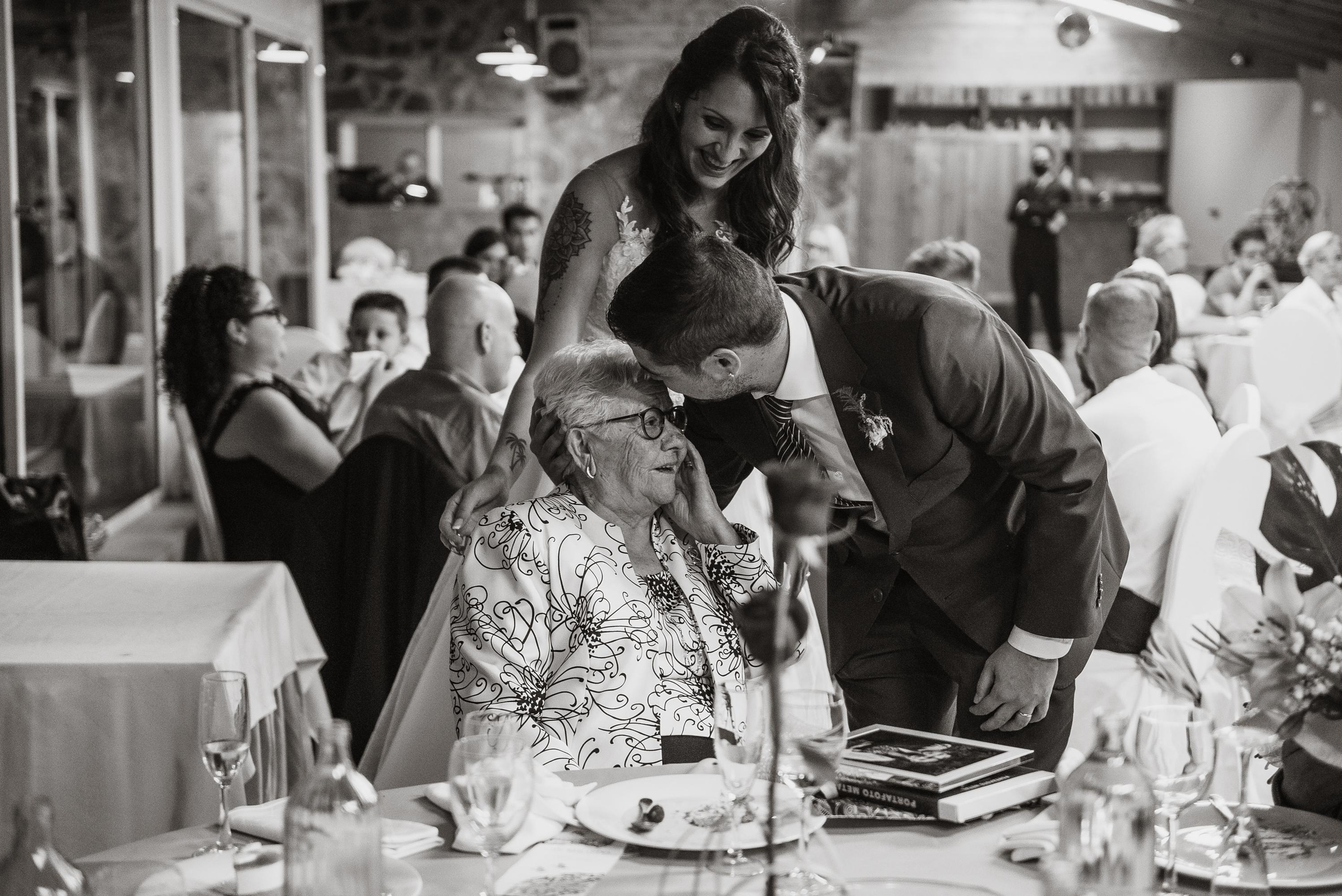 Sandra & Carlos. Professional photography services in Barcelona by Ekaterina Gasanova