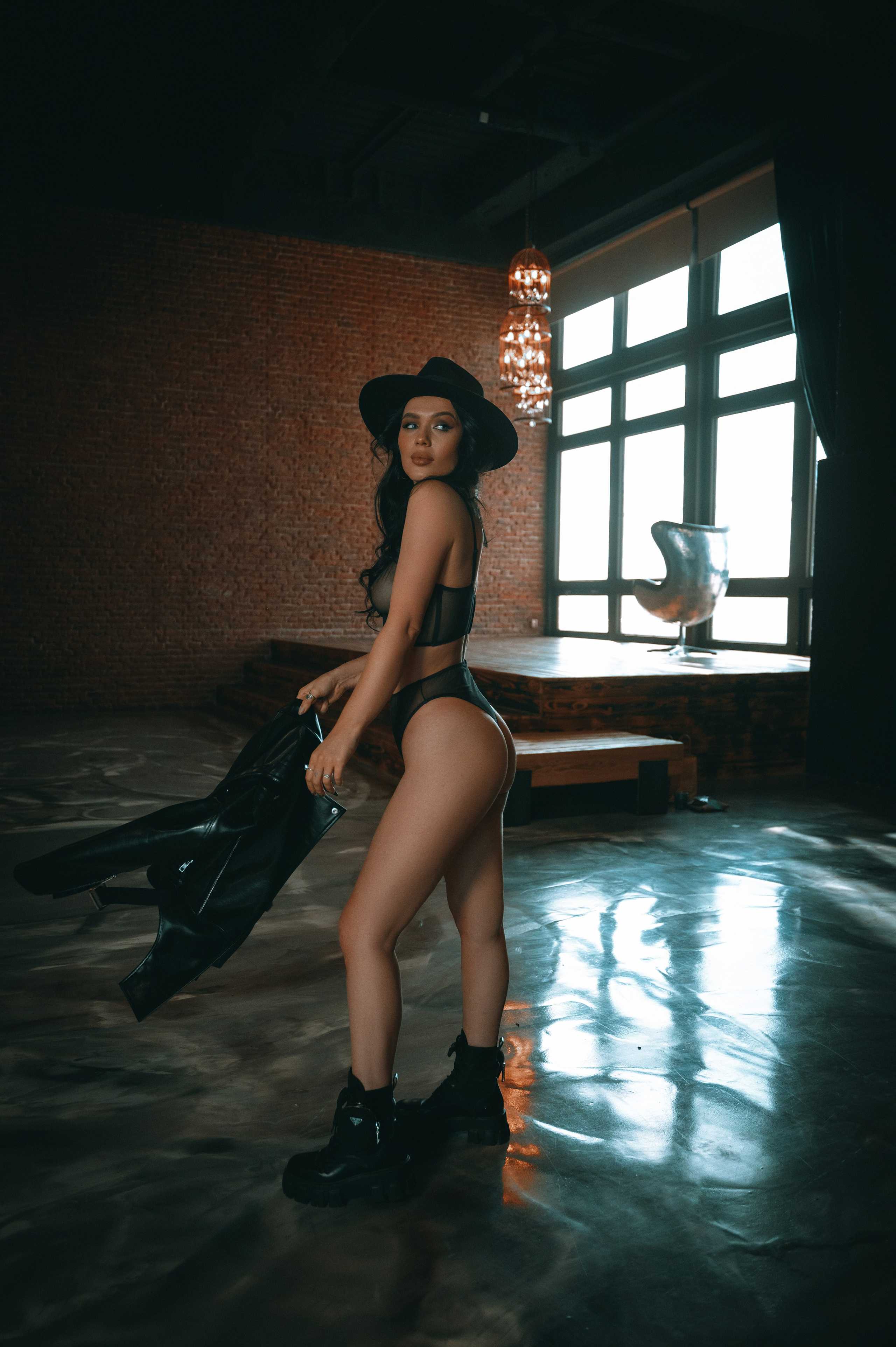 Lena. ANNA-MARIA PHOTO CONTENT CREATOR — photographer, aesthete, artist, and visual expert for Instagram in Prague