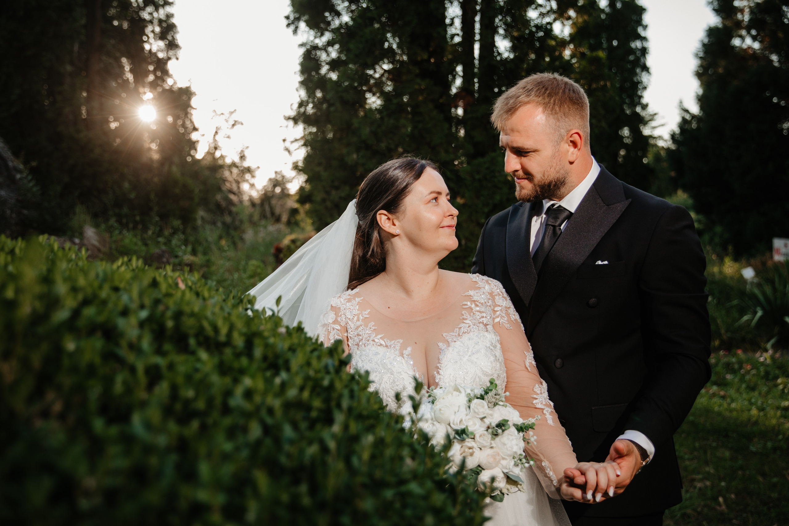 servicii foto. servicii foto Botoșani. servicii foto video Botoșani. fotograf nunta. fotograf evenimente. fotograf nunta Botoșani. Alin chirila. Alin chirila fotograf. Alinofotostudio.- Mire și mireasă – Sergiu & Liliana – ziua nunții, 2024  - Emoții în ziua nunții – Sergiu și Liliana  - Dansul mirilor – fotografie artistică nuntă 2024  - Sedinta foto romantică în natură – Sergiu & Liliana  - Rochia de mireasă și detalii de nuntă elegante