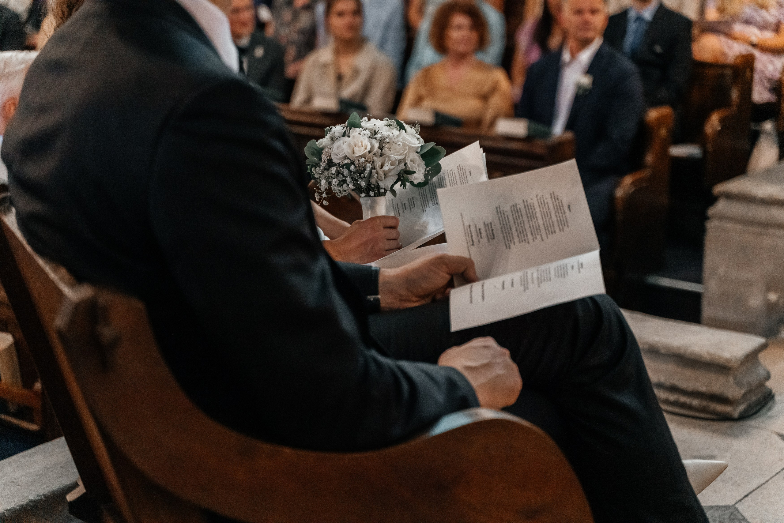 Wedding ceremony at The Lower chapel in Eton, Wedding in Eton, wedding photographer in Eton, wedding photographer in Eton