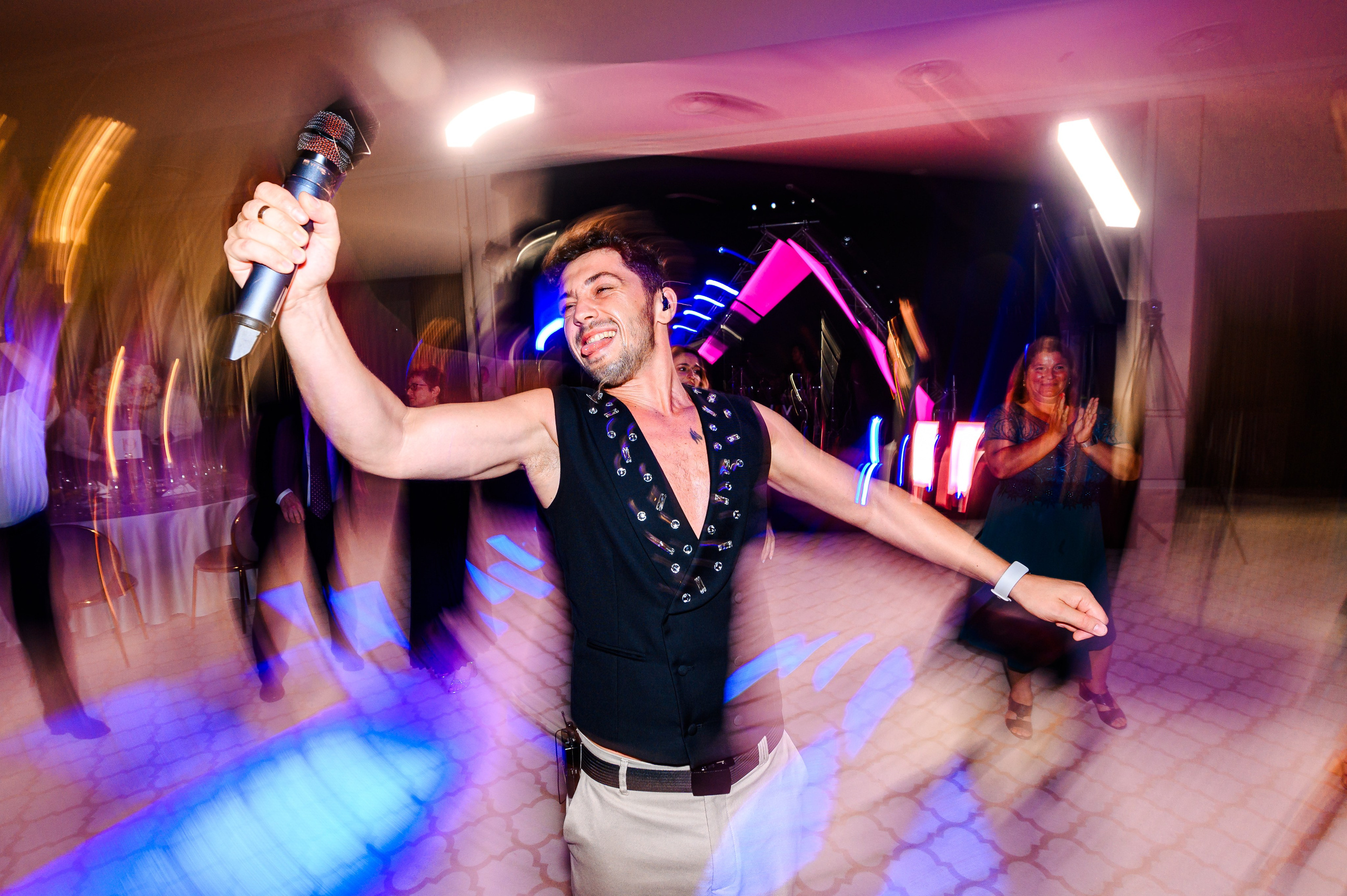 Madalina & Ovidiu. Mugurel Olteanu Fotograf