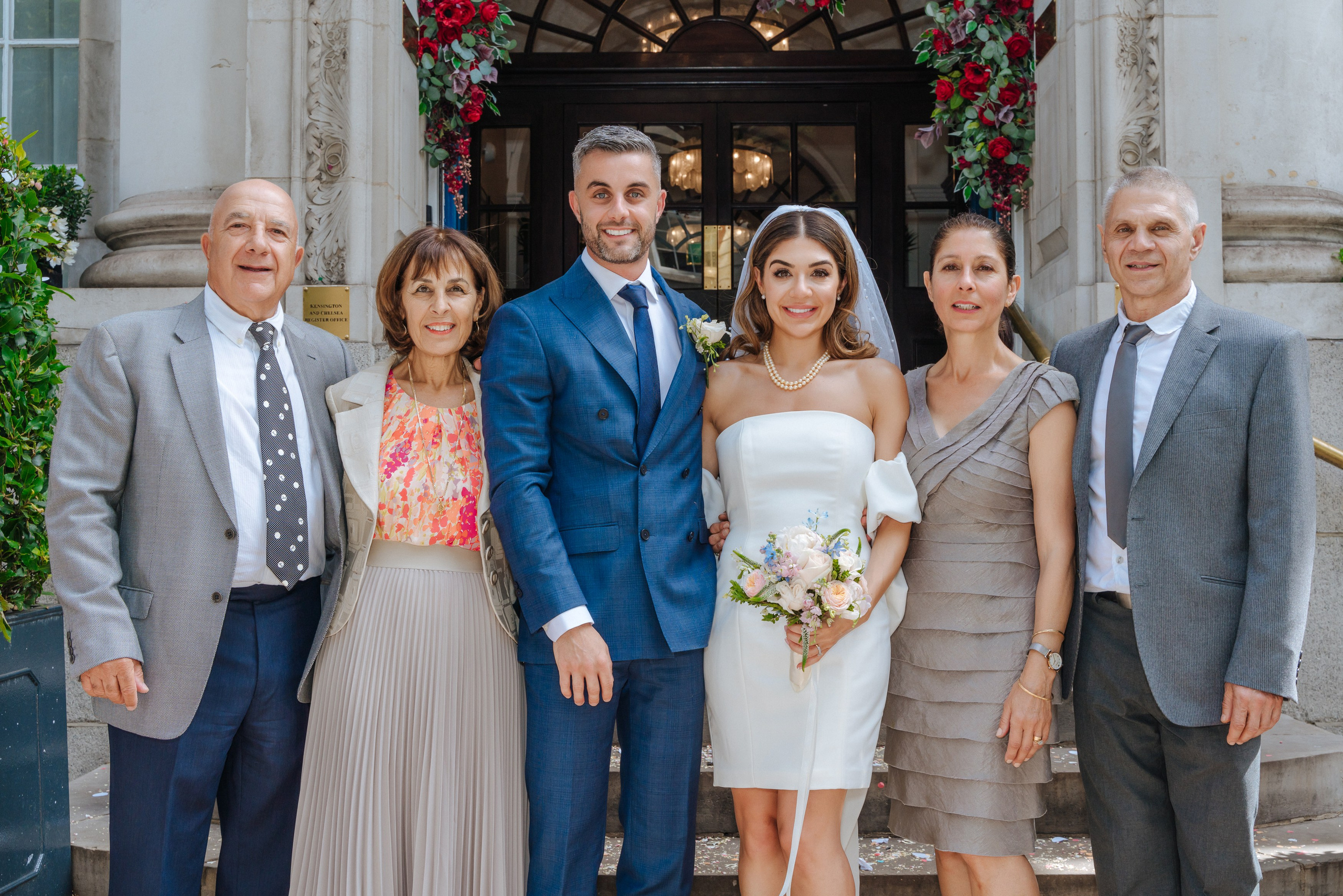 Civil ceremony at Chelsea Old Town Hall,  Wedding in Chelsea, Wedding in London,  wedding photographer in Chelsea, wedding photographer in London
