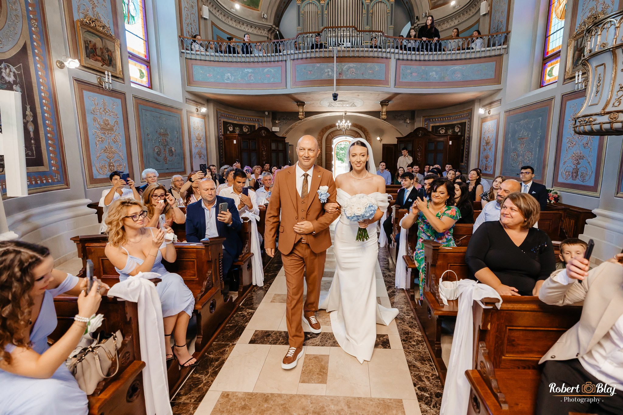 Andreea & Leo. Robert Blaj - Fotograf Nuntă Iași