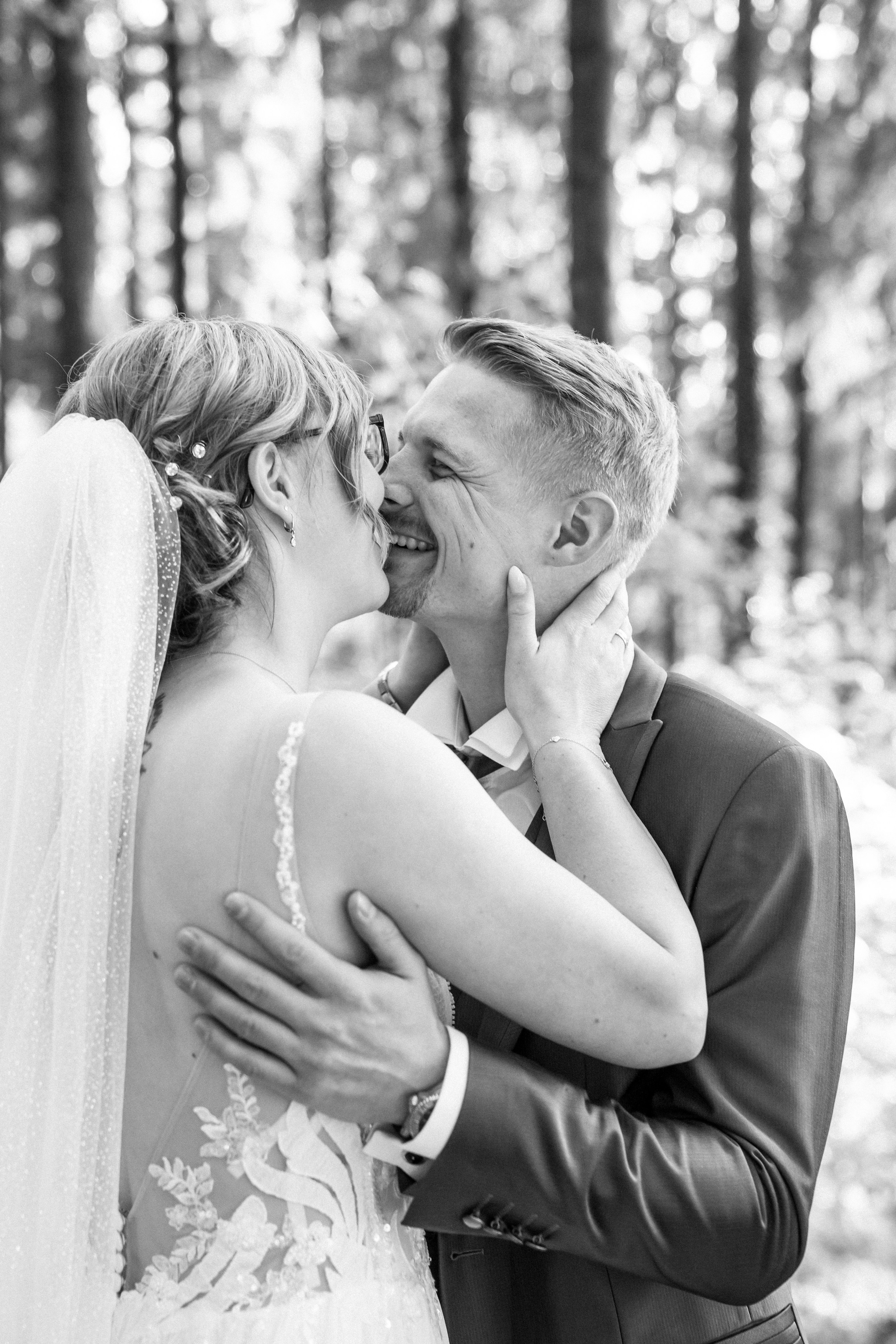 Christina und Fabio. Hallo, ich bin Nadya - Fotografin aus Linz, Oberösterreich