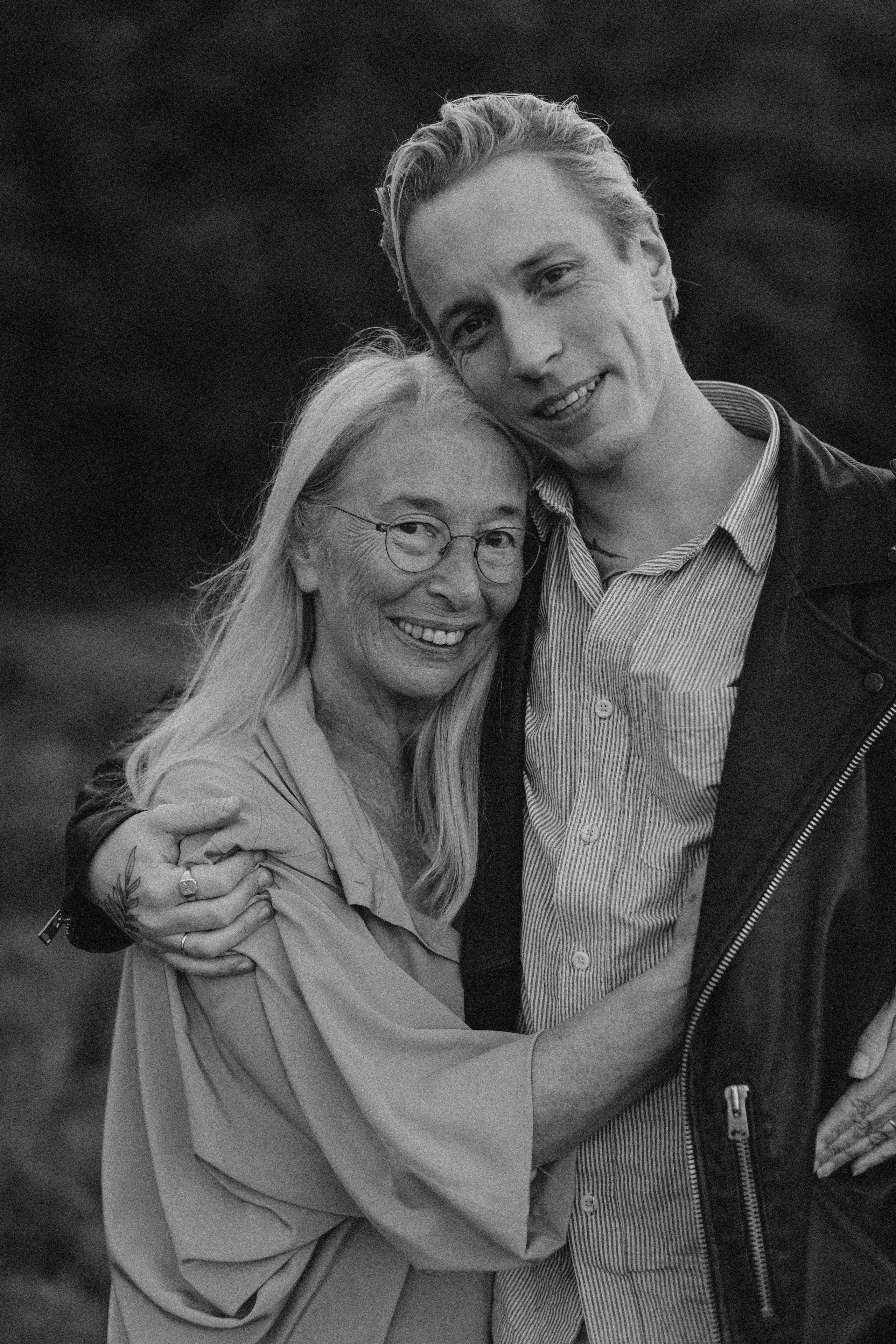 Family photoshoot in nature. True self