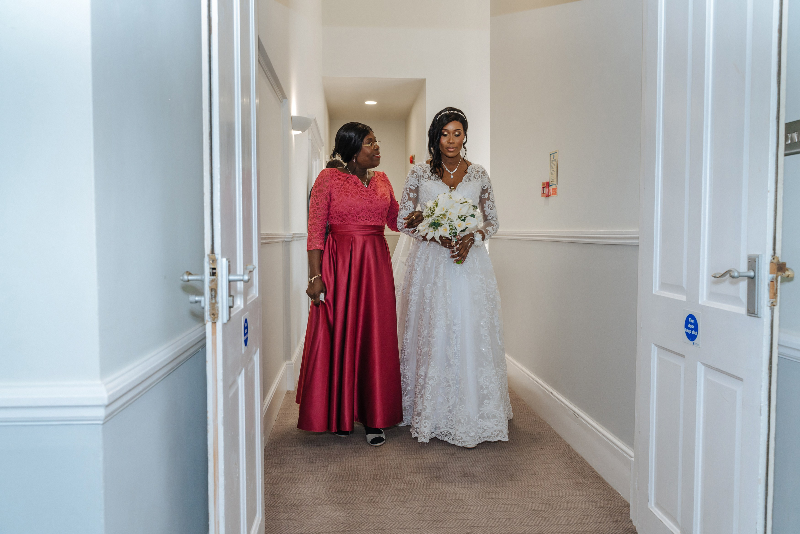 A wedding at Woldingham Golf Club, Woldingham Golf Club wedding, wedding photographer at Woldingham Golf Club