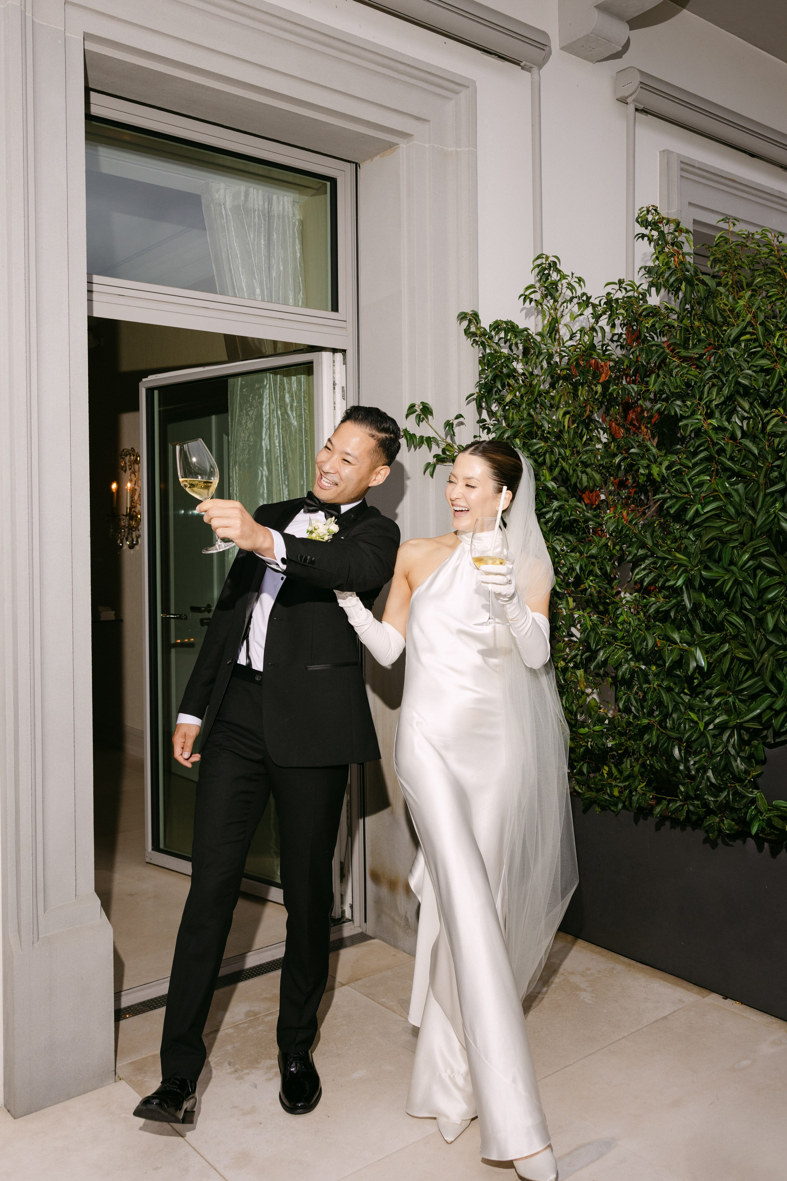 Intimate wedding at Parkhotel Vitznau on Lake Lucerne. Wedding and Family Photographer Switzerland and Italy. Valeria Diaz