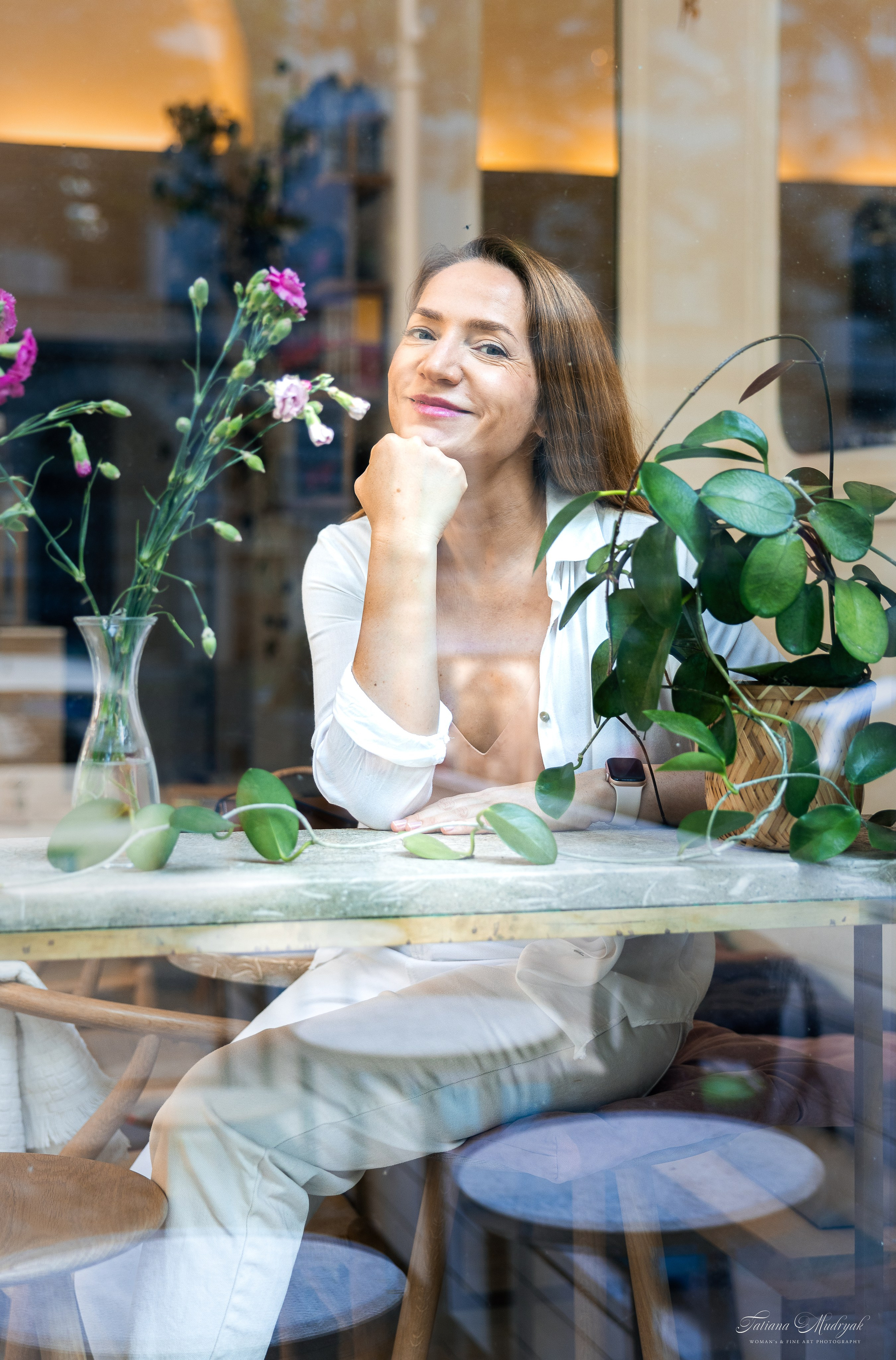Berlin Walk with Maria. Family & Maternity Photographer in Dresden Tatiana Mudryak