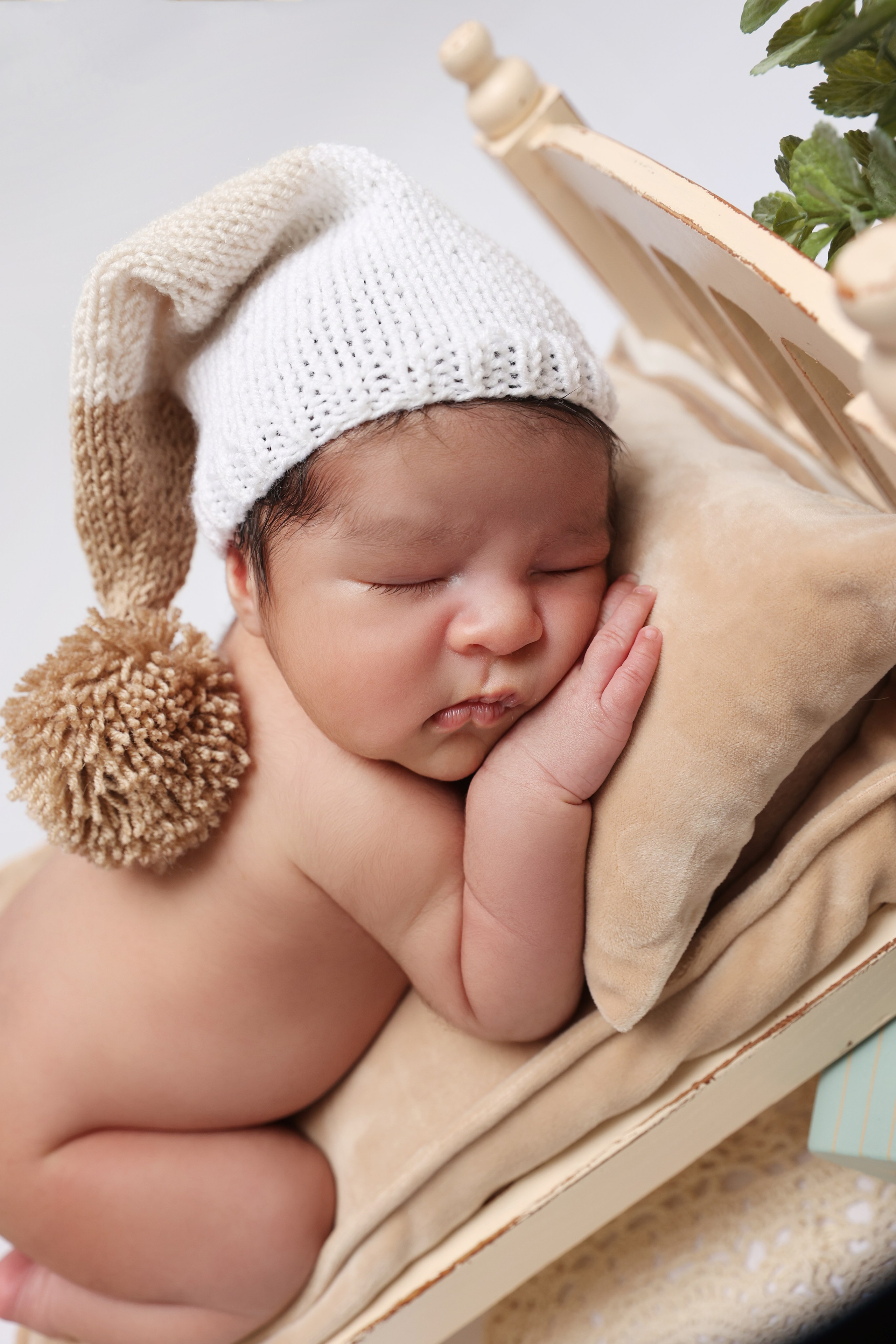 Nueva Sesión Embarazo En Estudio. Fotografía de Eventos, Embarazo y Familiar en Pirineos