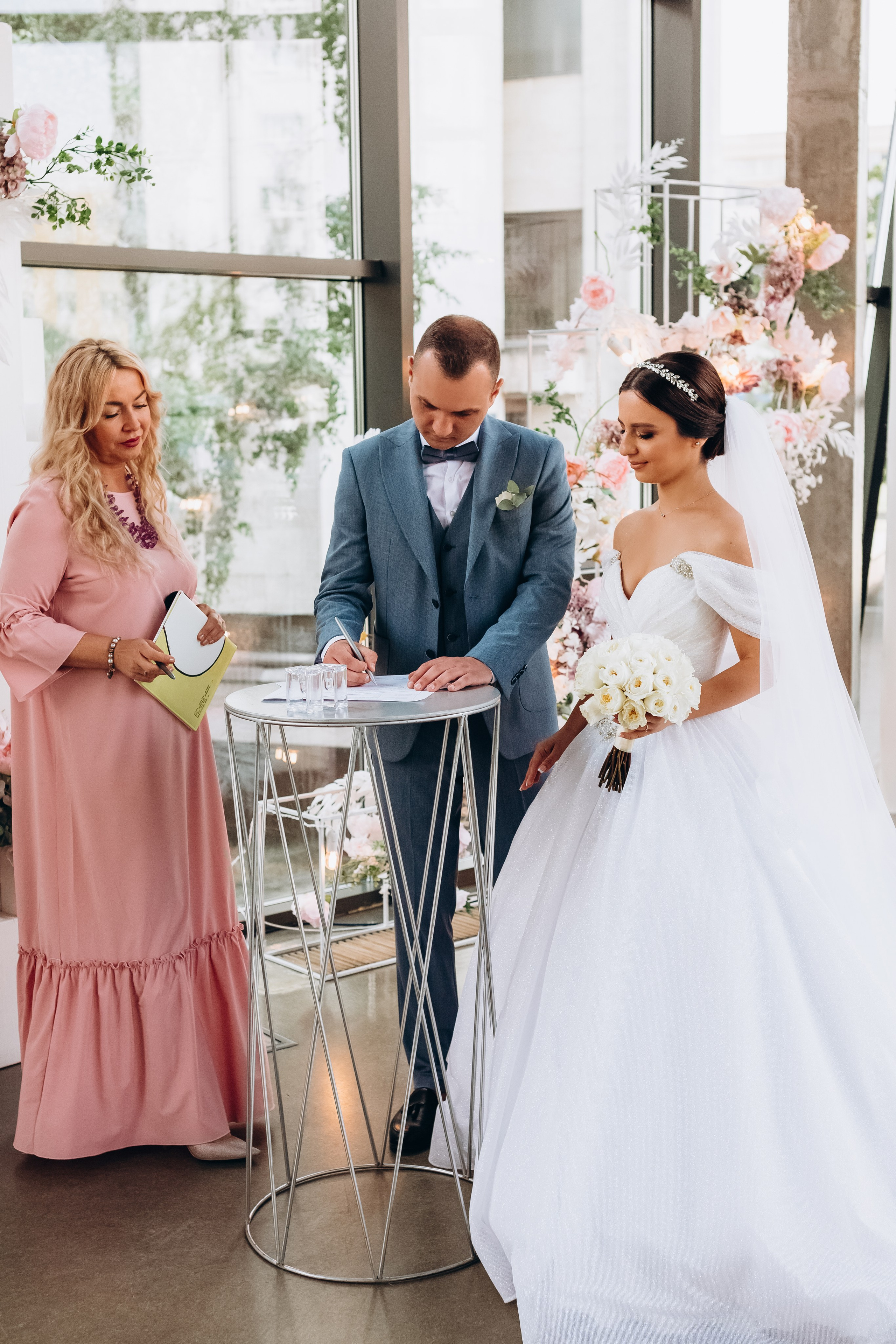 Alex & Anastasia. Wedding and Family Photograph