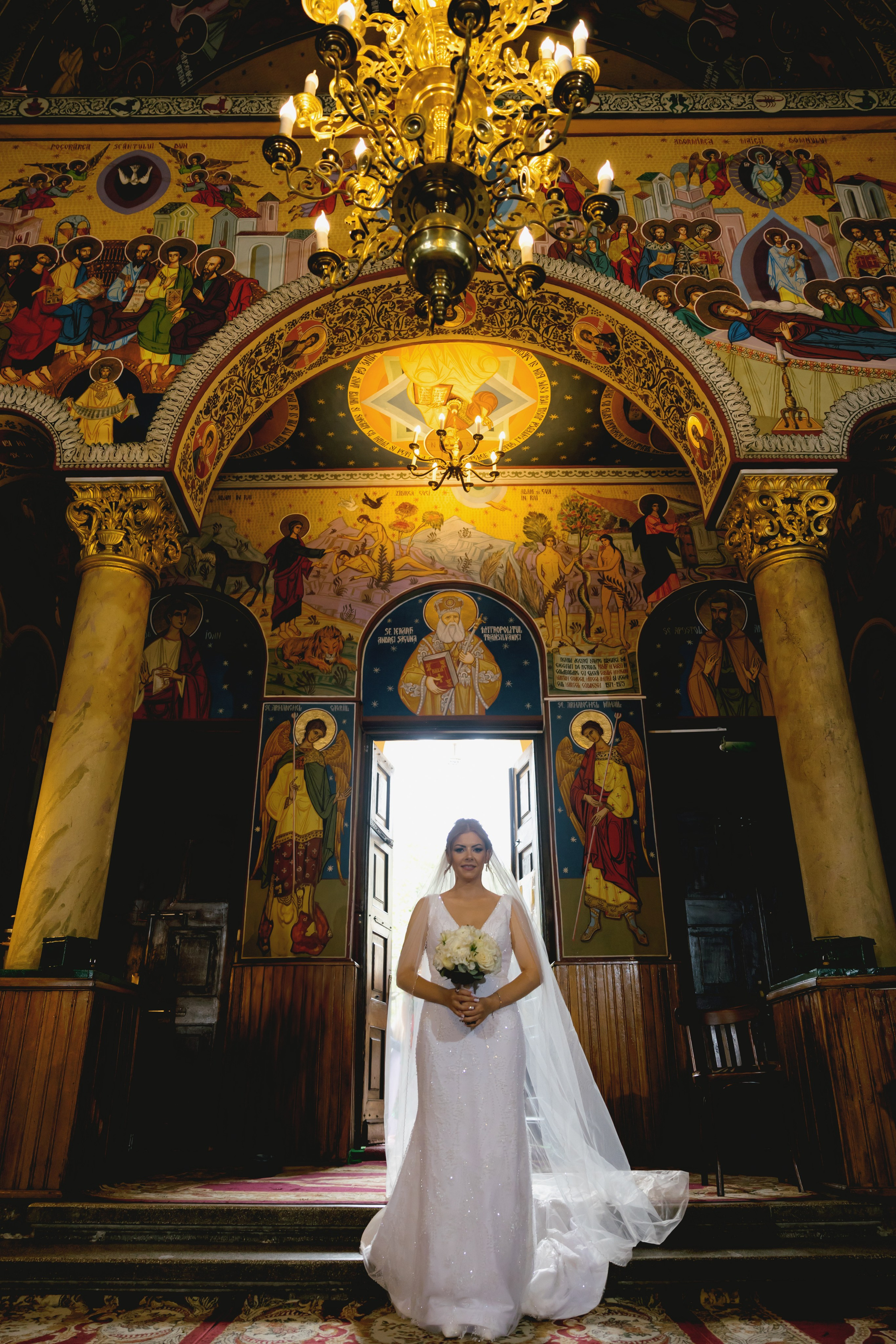 Kristine & Razvan - Rasnov. MDimaFotoStudio. Fotograf de nuntă, evenimente private și de familie
