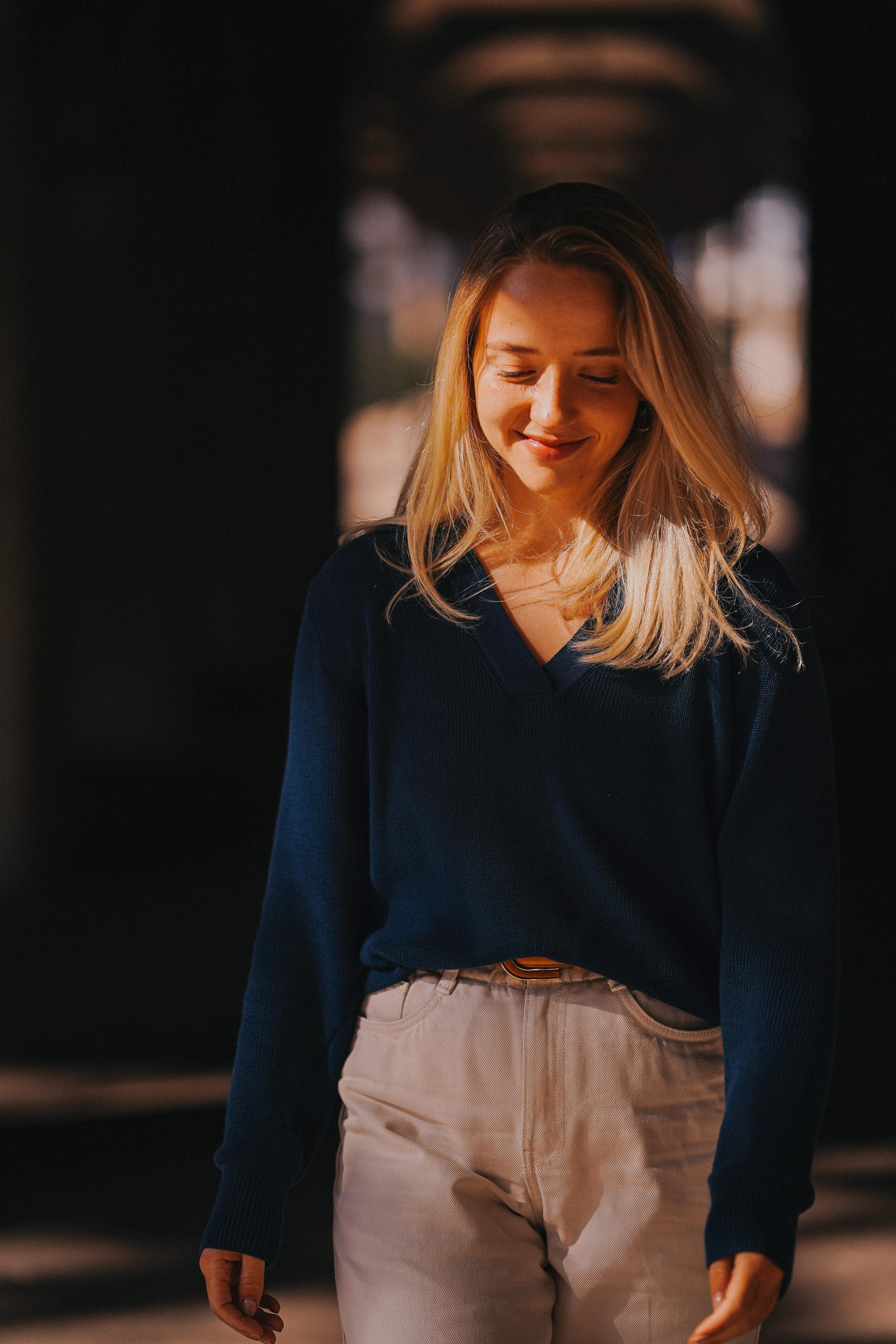 “In the town”. Editorial for https://preri.com/. Julia Pelikánová | Portrait and content photographer in Prague