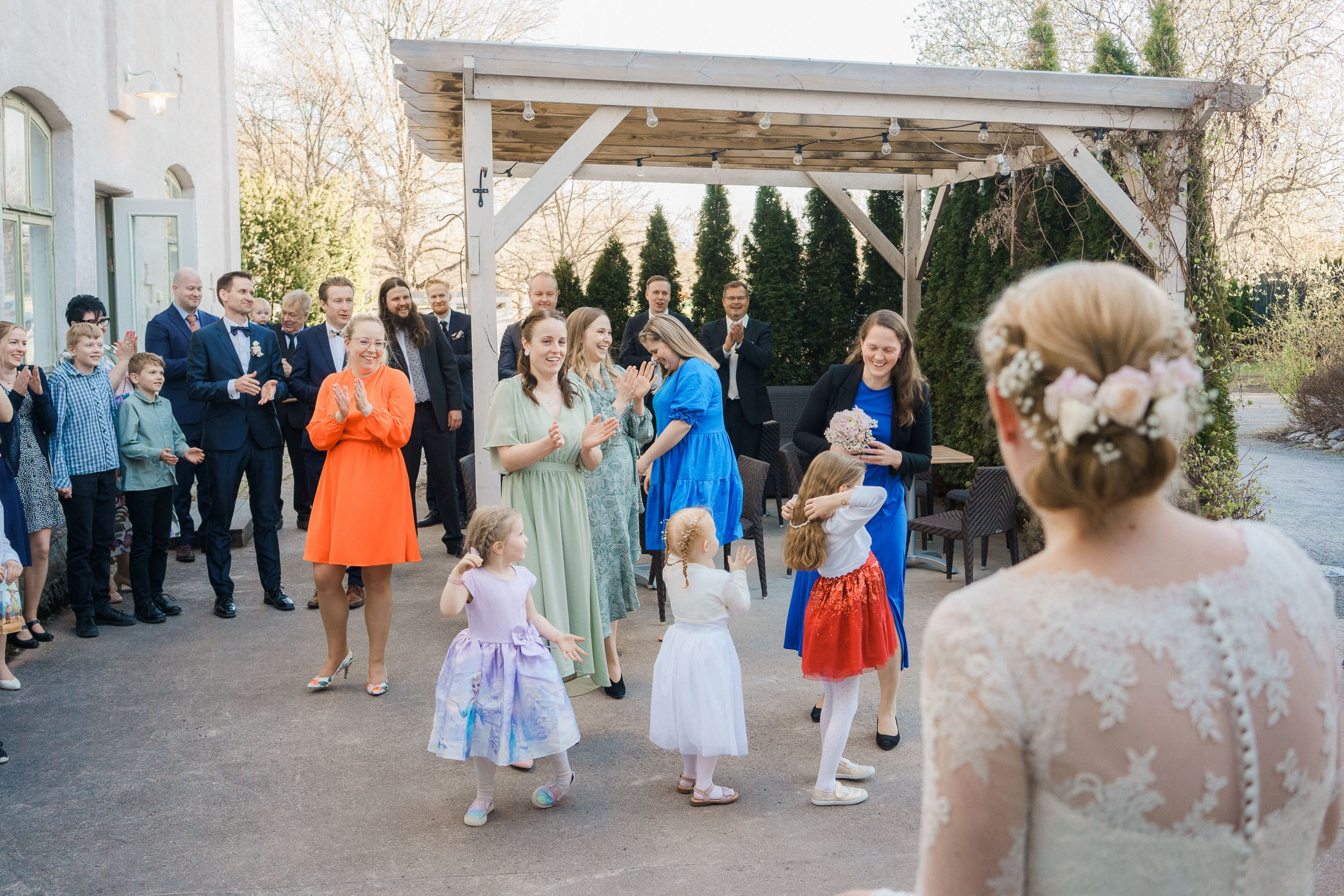 L&J, Pyhän Laurin kirkko/wanha Bäckby