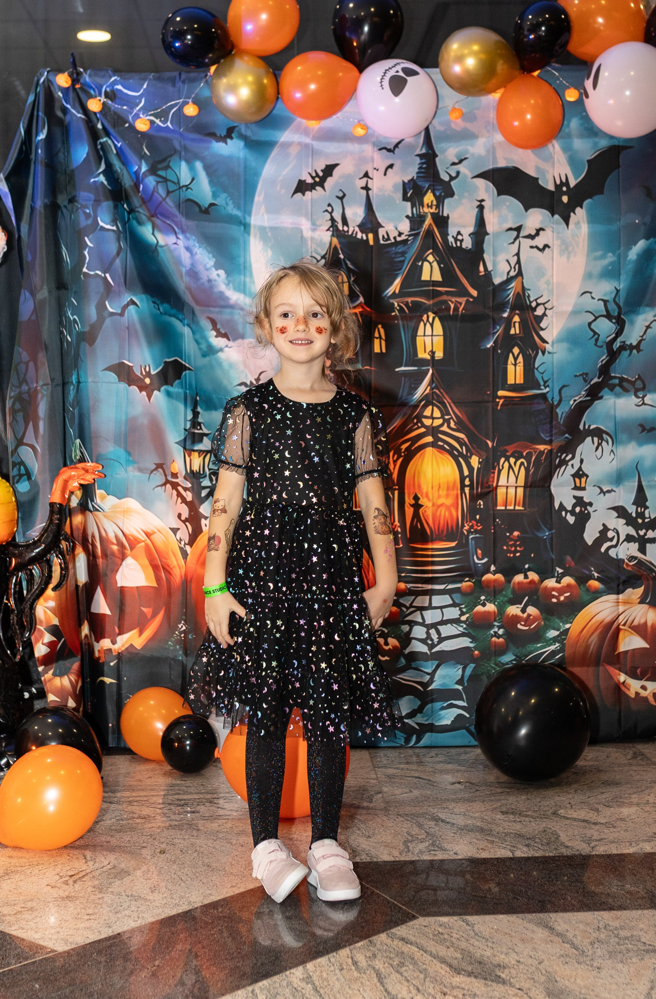 Leo dance studio Helloween 2025. Семейный и детский фотограф в Варшаве Мила Бобровская