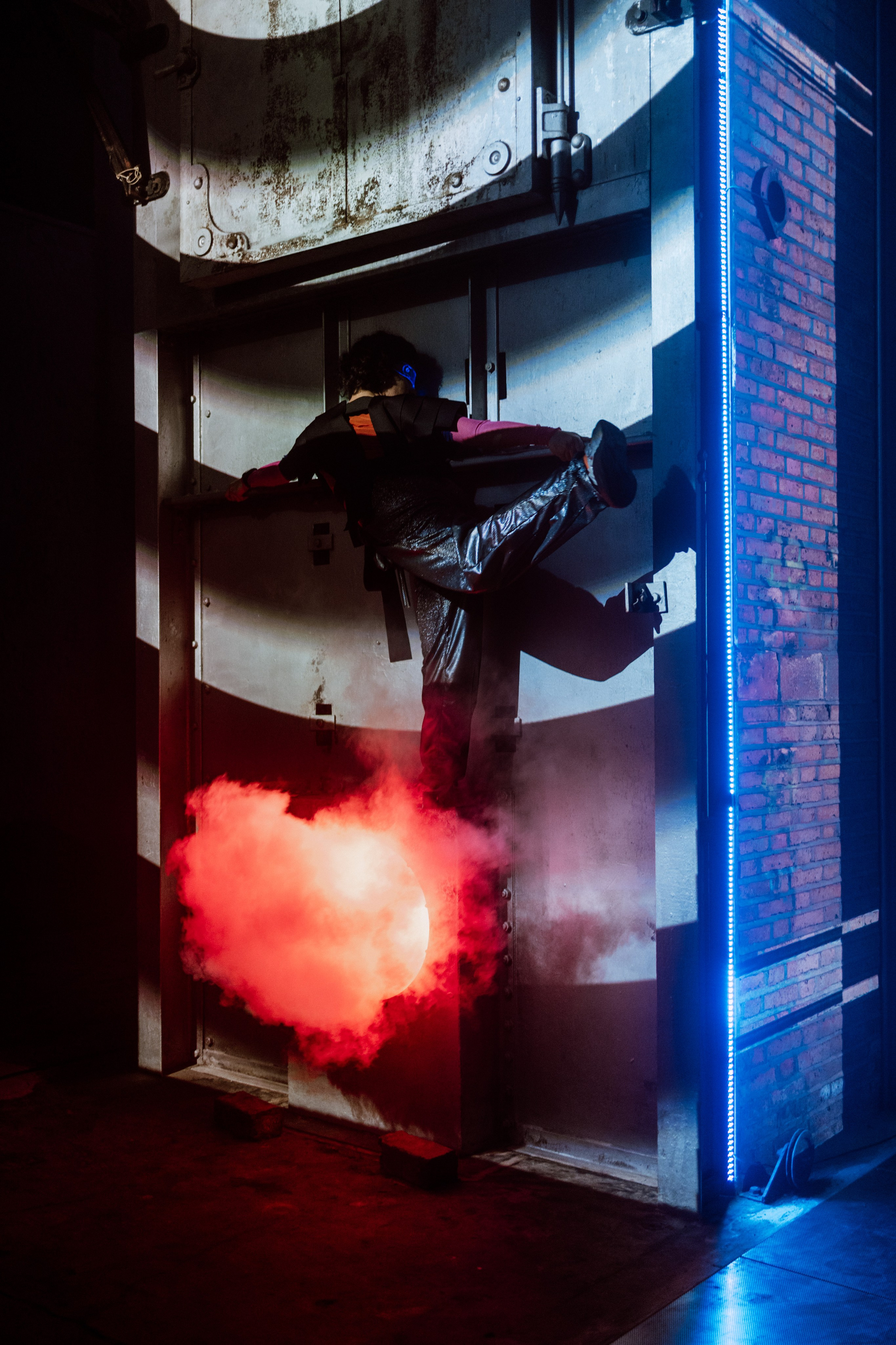 /ENGINE/ MULTIMEDIA INSTALLATION / CURIOSITY MEDIA LAB. Tim Katerinko — Visual Storytelling for Brands, Culture & Events