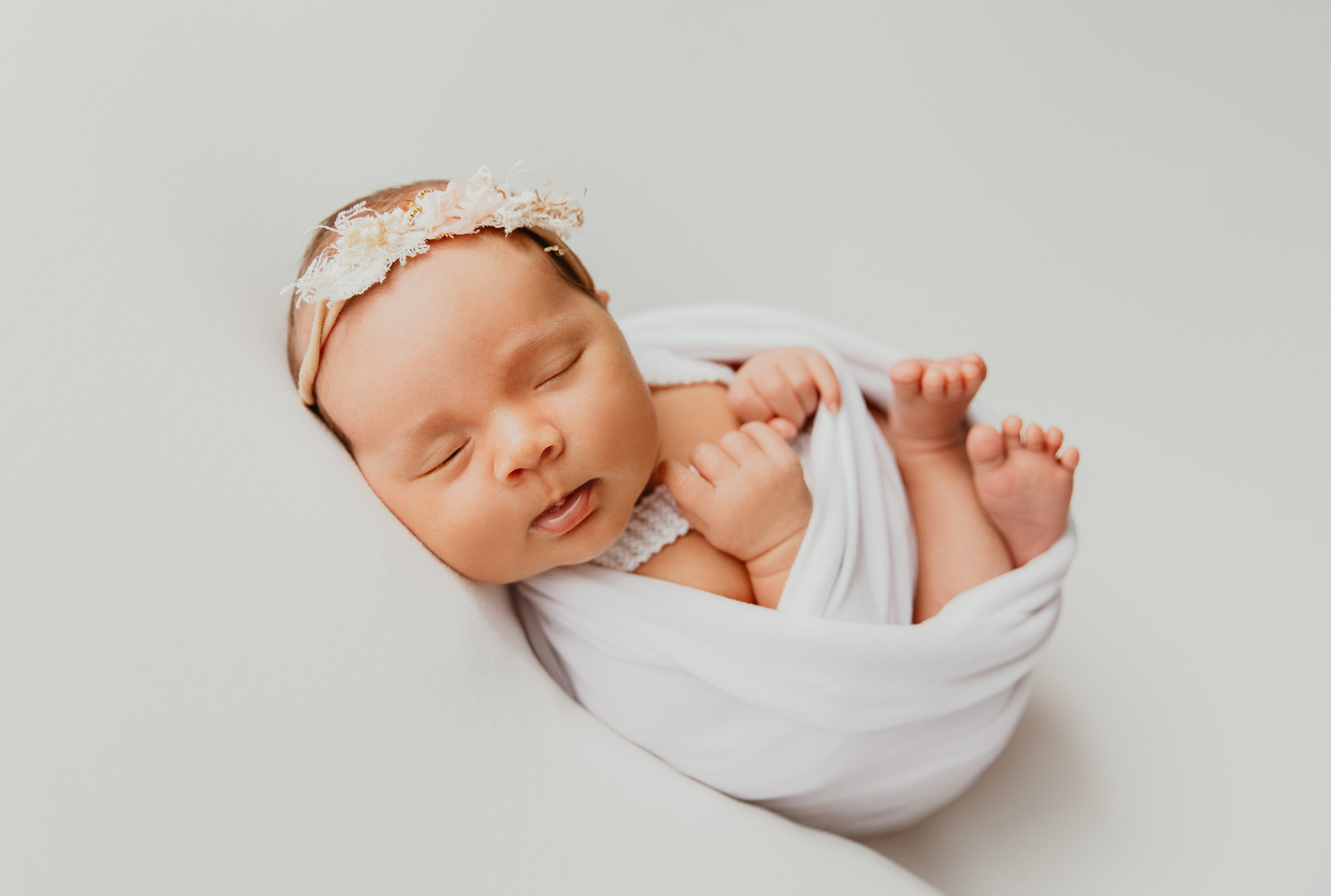 NEWBORN. Valokuvaaja Itä-Uudellamaalla Viktoria photography