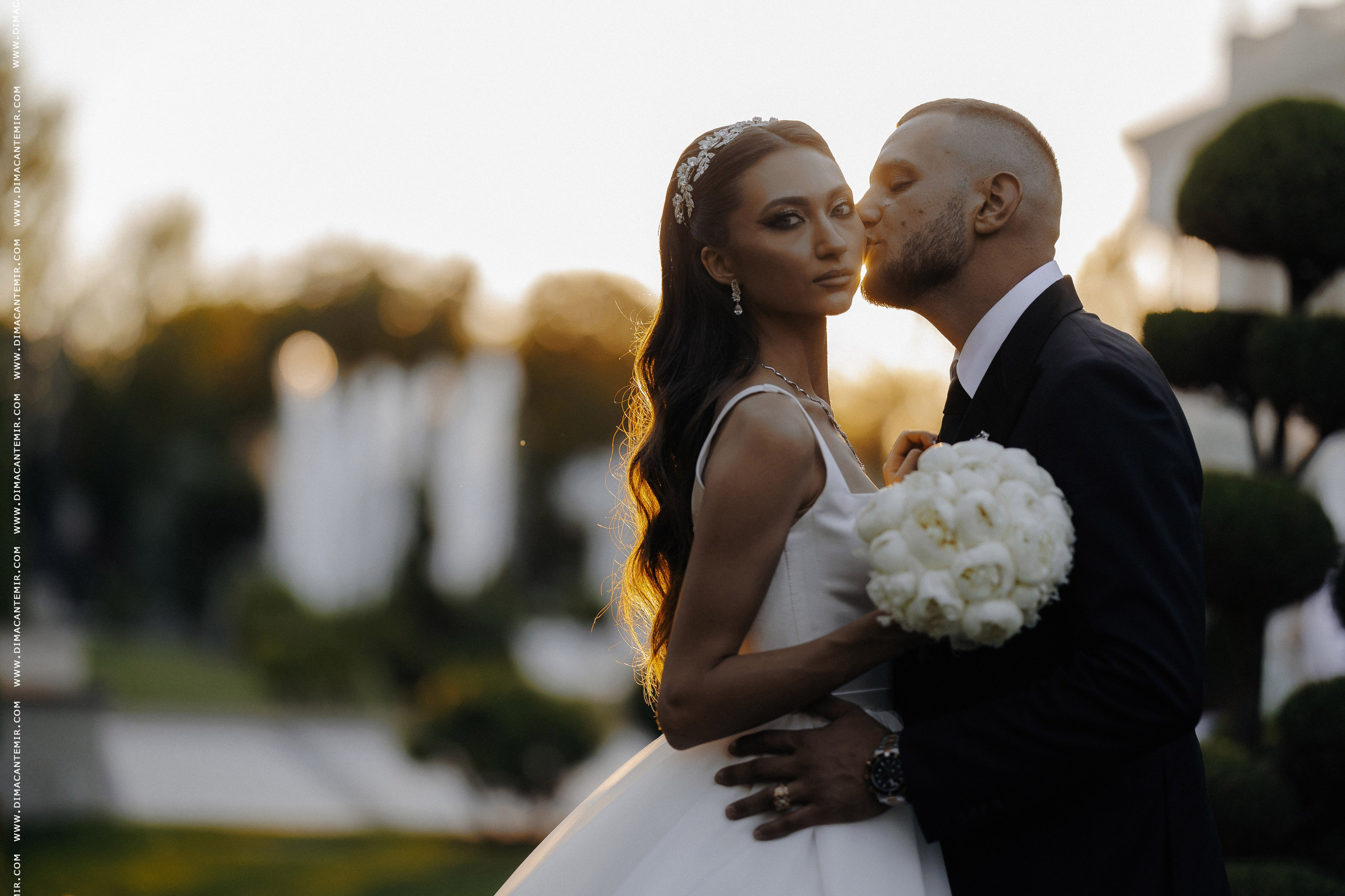 MIHAIL + SABINA | Grand Élysée. Fotograf de nuntă în Chisinau, Moldova. Poze și Video Comerciale