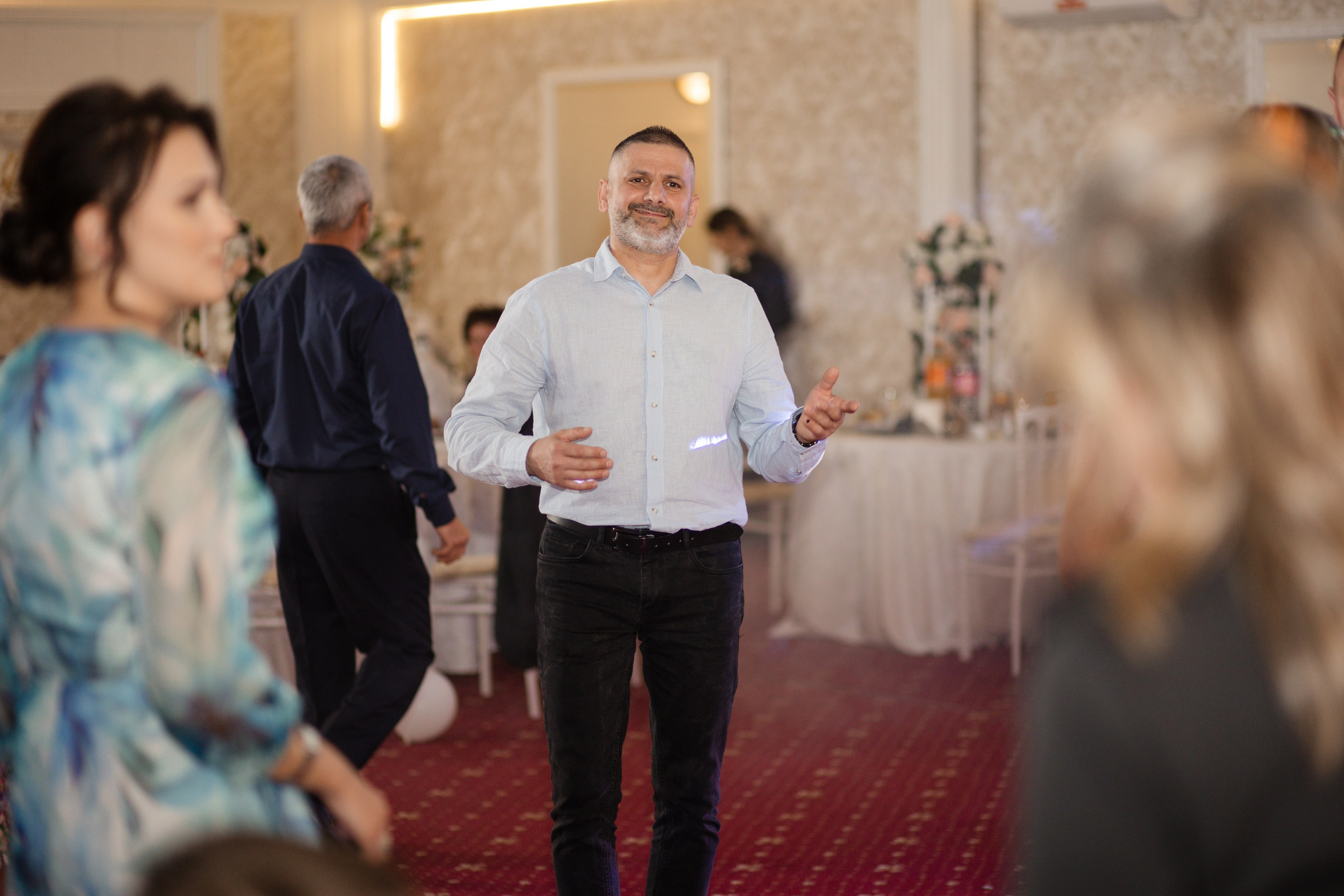 Alexandru-Ioan. Fotograf si videograf — evenimente si studio