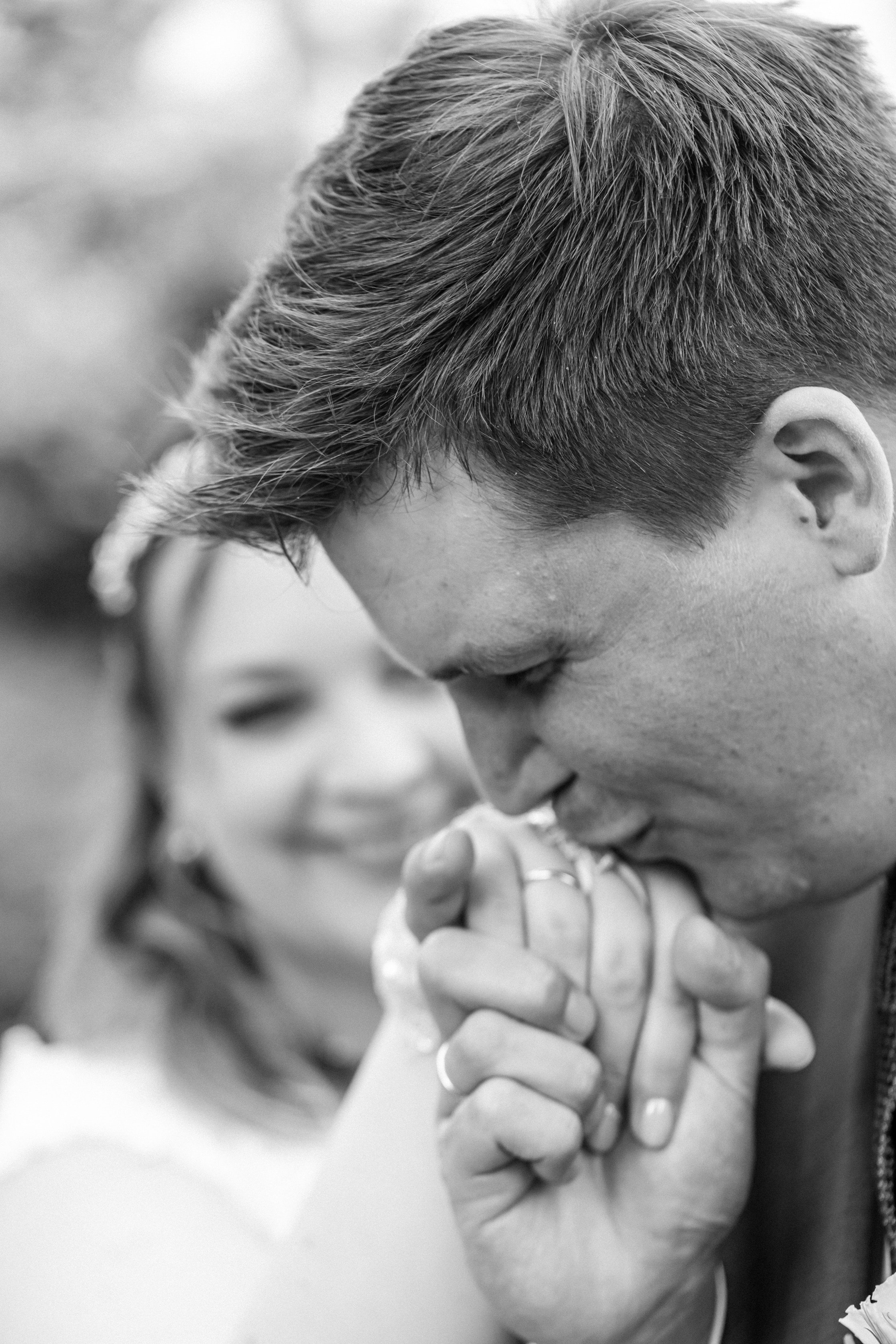 Kirchliche Trauung in Oerlinghausen. Hochzeitfotograf in Bielefeld