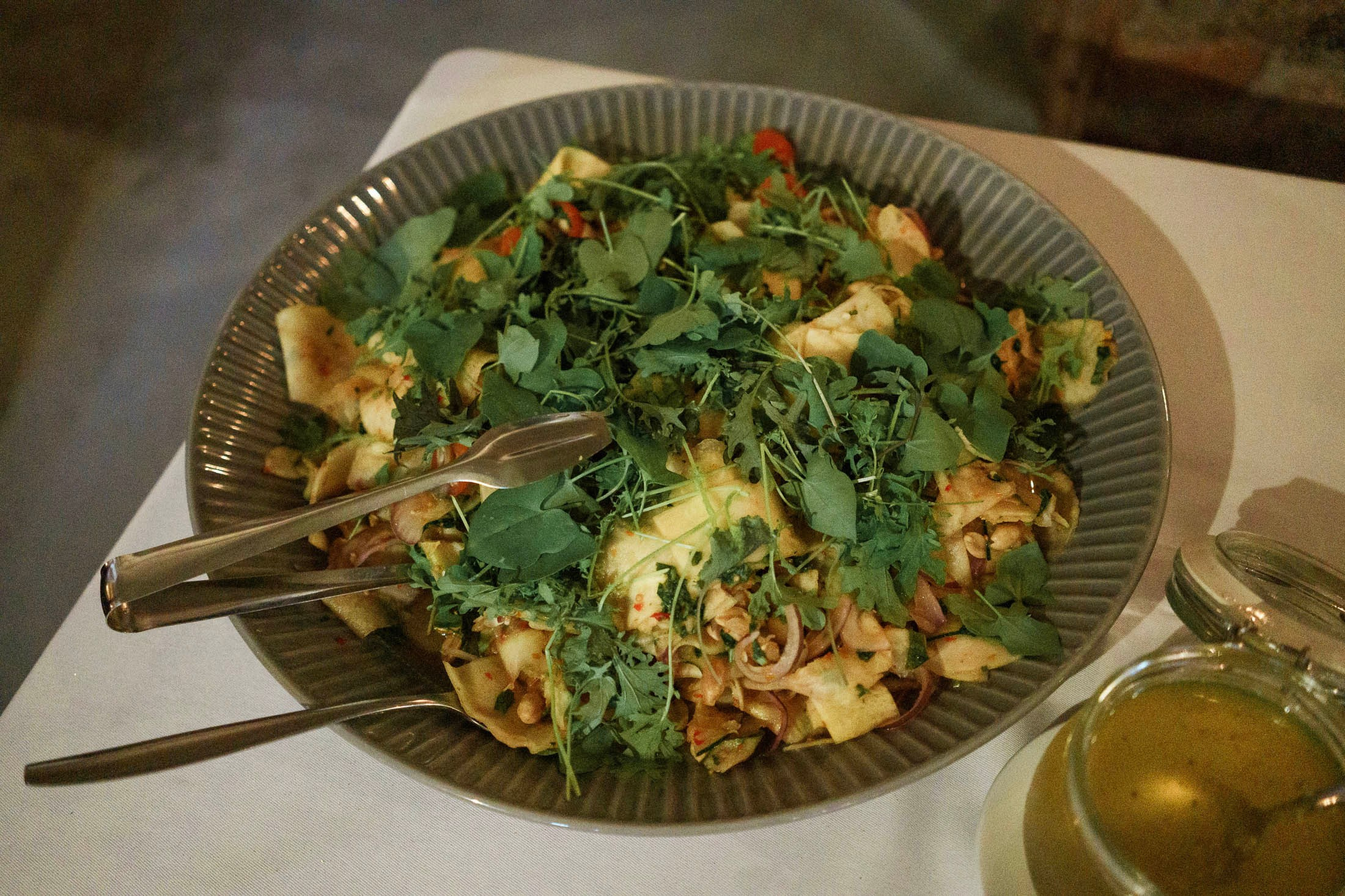 S&J, hääkuvaus Porvoon Tuomiokirkko ja Levinin kellari