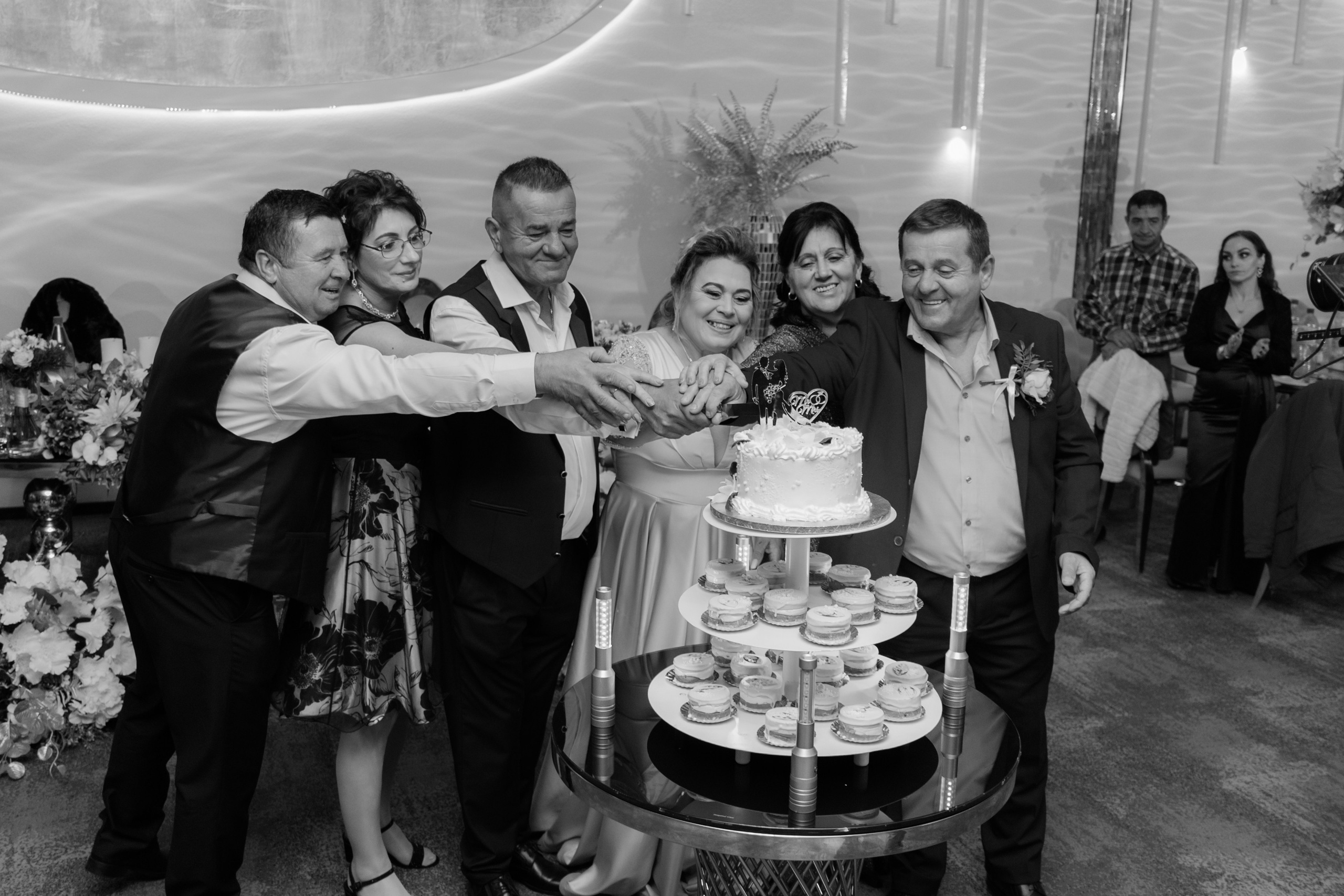 Valentina & Marcel. Fotograf si videograf — evenimente si studio