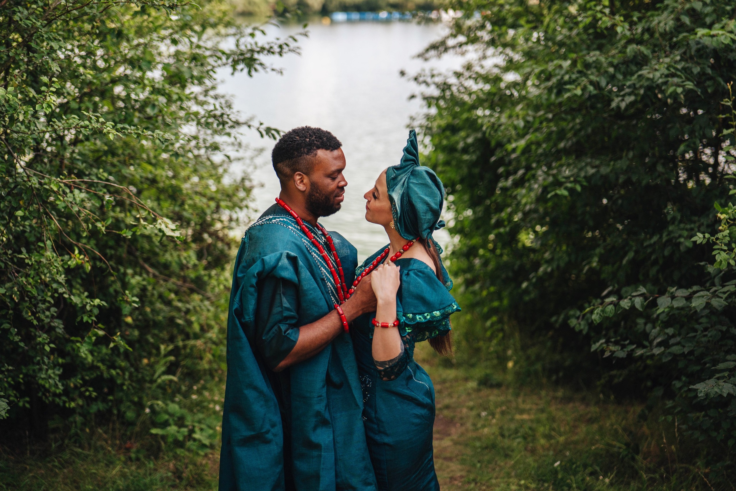 Love story. Wedding and family photographer in London