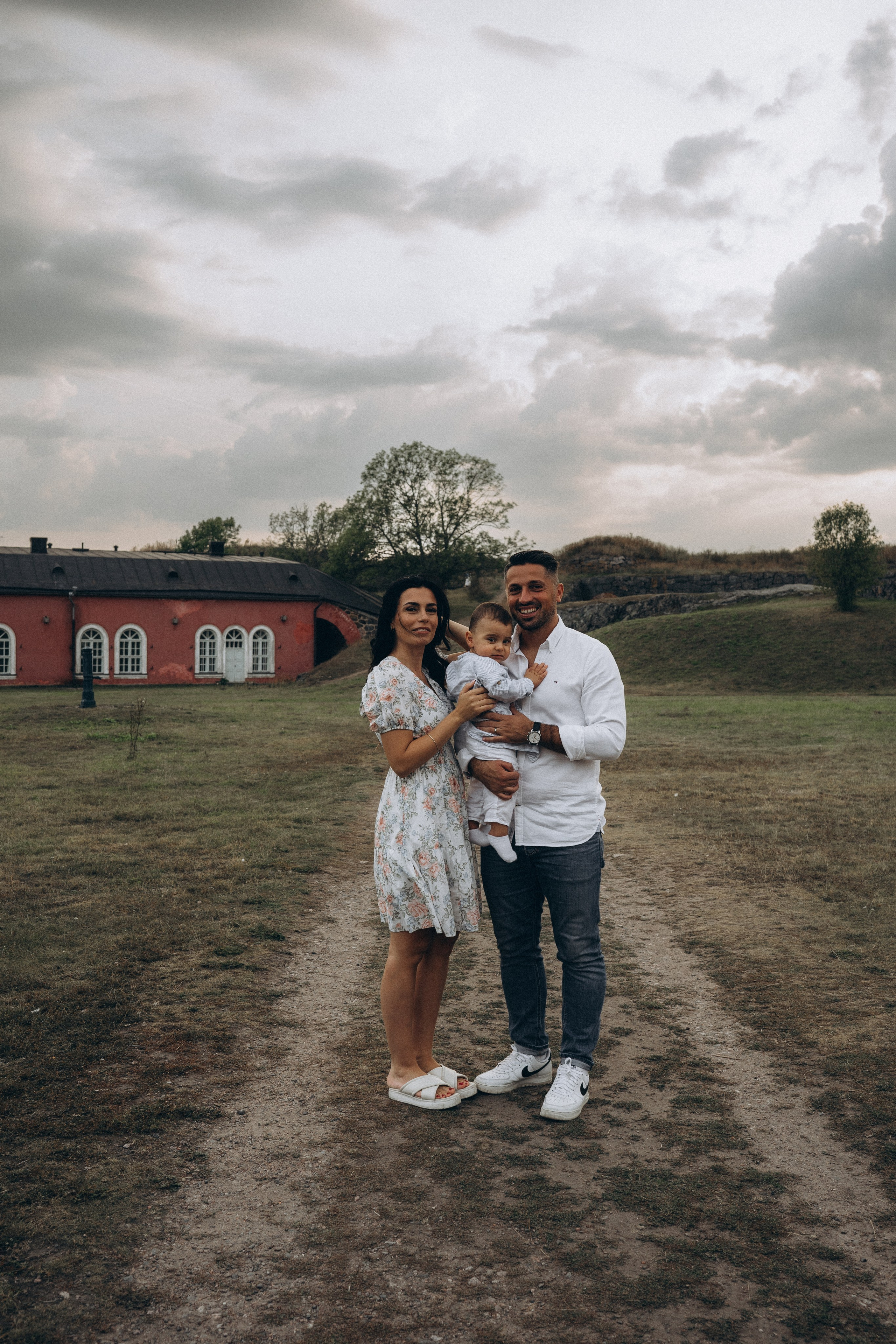 Summer. Wedding and portrait photographer in Helsinki Vickan O