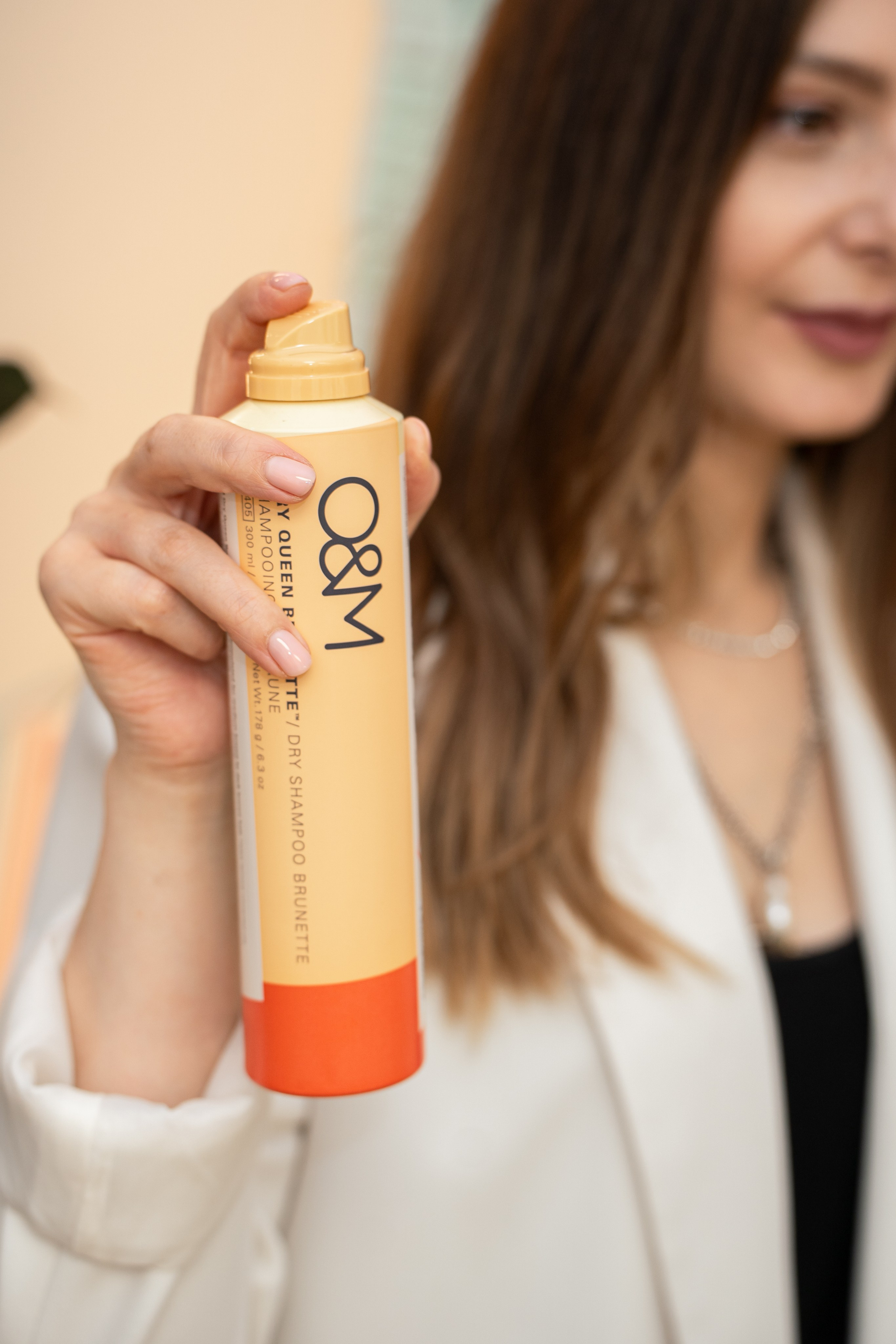 Content shooting for Salon BLOU. Photographer in Madrid, Spain. Alyona Belyaninova