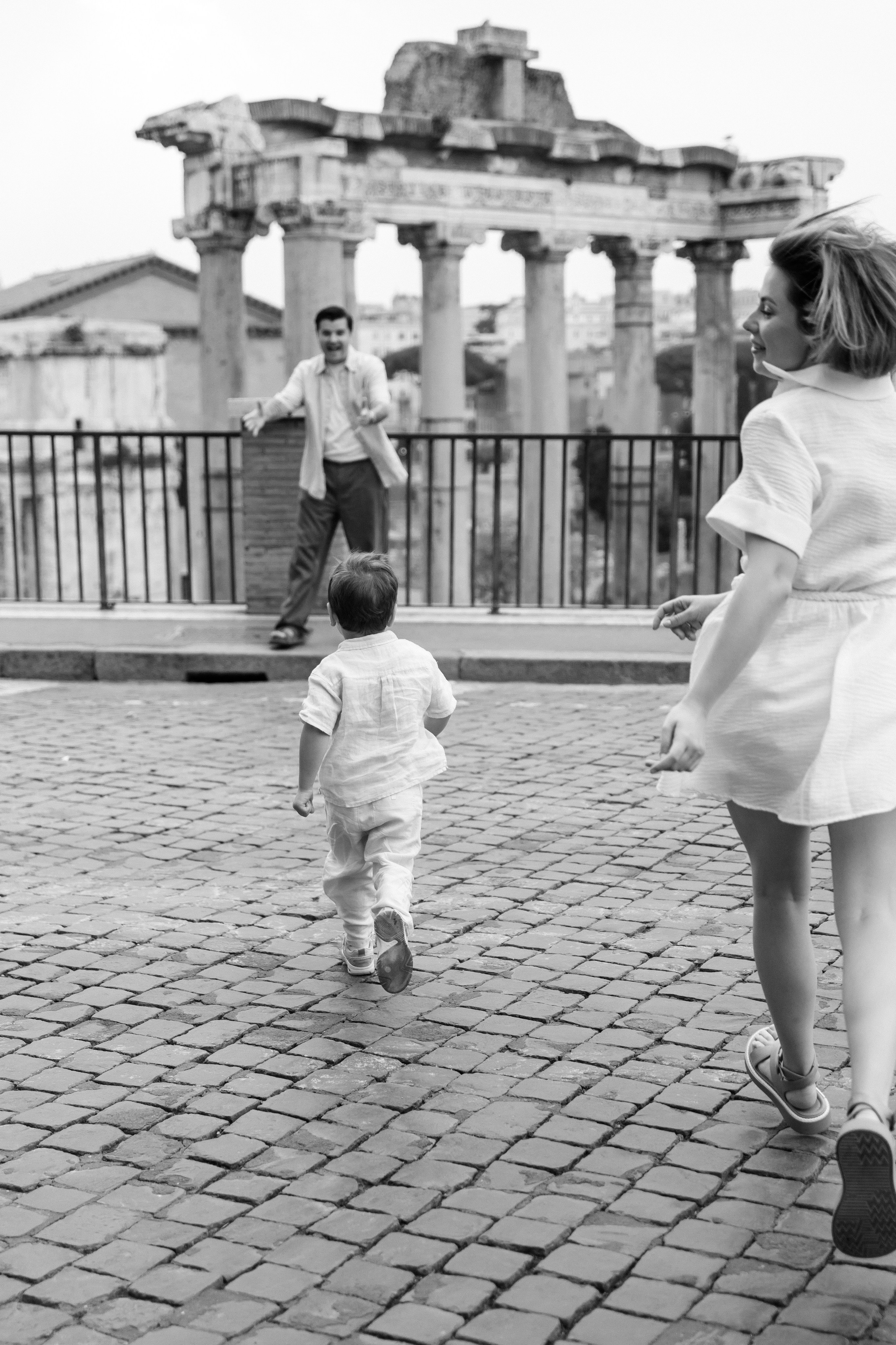 Wedding photographer Italy Rome, Tuscany, Lake Como, Sicily, Puglia. Wedding Photographer Rome Tuscany Como Sicily Puglia Amalfy Italy- Oksana Savenchuk